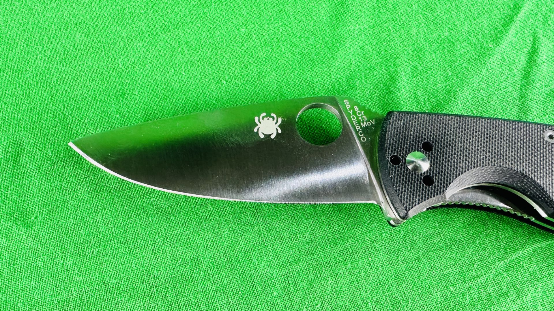 SPYDERCO TENACIOUS C122GP FOLDING POCKET LOCK KNIFE - NO POSTAGE OR PACKING AVAILABLE - Image 2 of 6