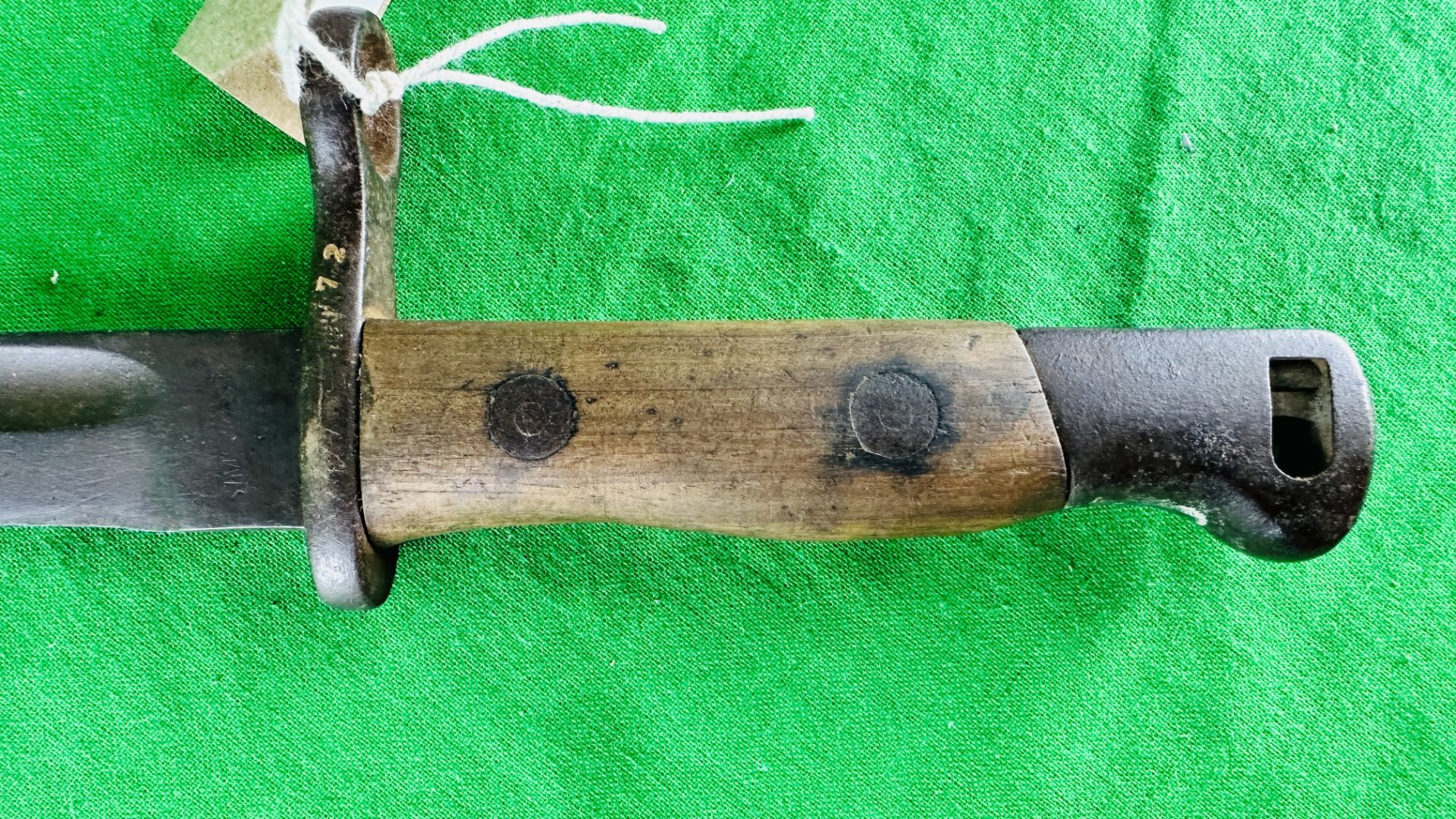 WWI SIMPSON & CO BAYONET WITH SCABBARD AND LEATHER FROG - NO POSTAGE OR PACKING AVAILABLE. - Image 6 of 14