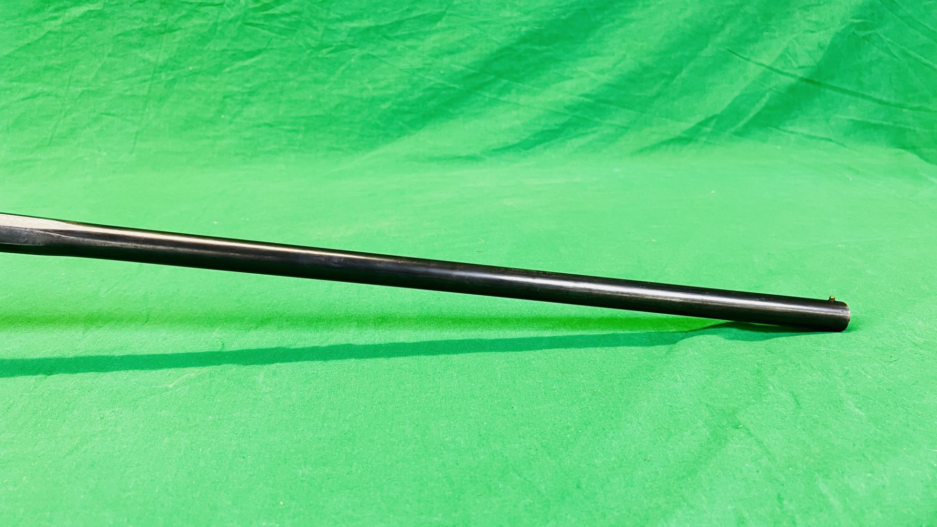 BELGIAN 20G SINGLE BARREL SHOTGUN WITH DOUBLE BACK FOLDING ACTION #7559 - (REF:1403) - (ALL GUNS TO - Image 5 of 13