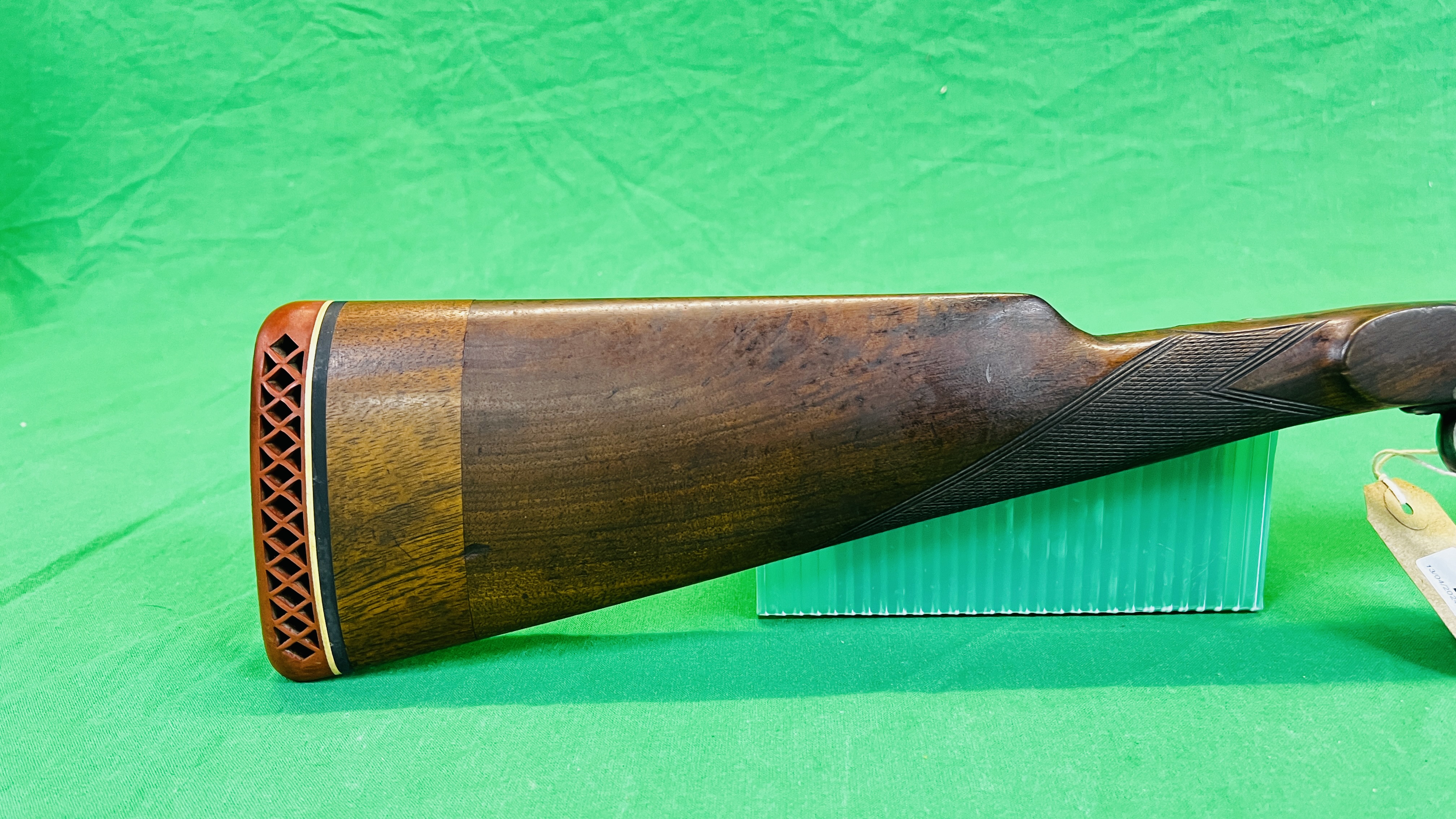 BELGIAN 20G SINGLE BARREL SHOTGUN WITH DOUBLE BACK FOLDING ACTION #7559 - (REF:1403) - (ALL GUNS TO - Image 3 of 13