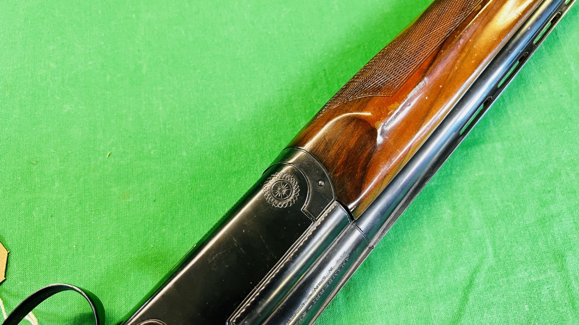 ARAMBERRI 12 BORE OVER AND UNDER SHOTGUN #159184, - Image 11 of 20