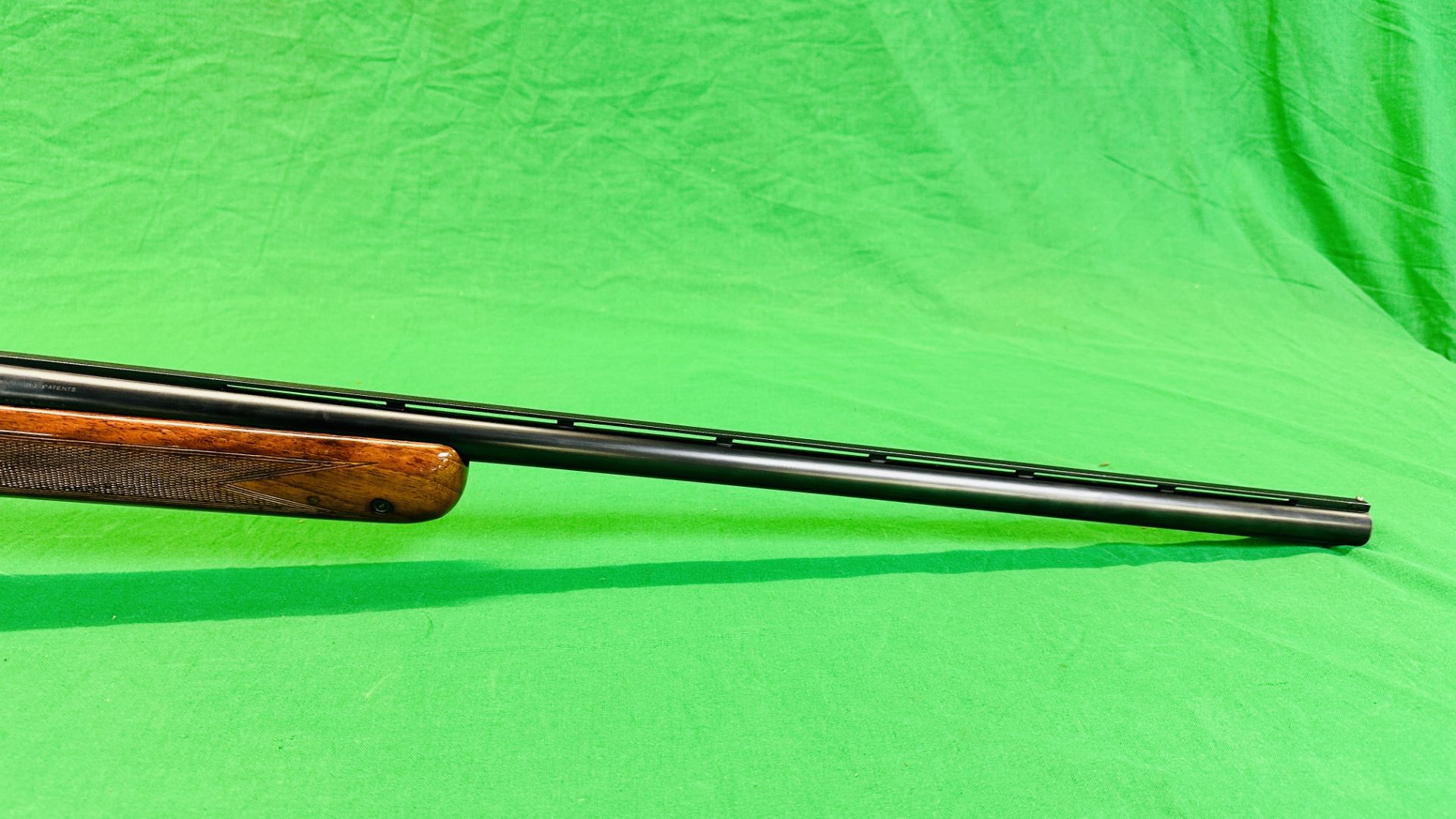 FABRIQUE 12 BORE SELF LOADING TWO SHOT SHOTGUN MODEL "DOUBLE TWO" #C23651 29 INCH BARREL VENTILATED - Image 5 of 15