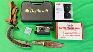 GROUP OF SHOOTING ACCESSORIES TO INCLUDE BETTINSOLI CHOKE BOX, SLING, LEE POWDER MEASURE,