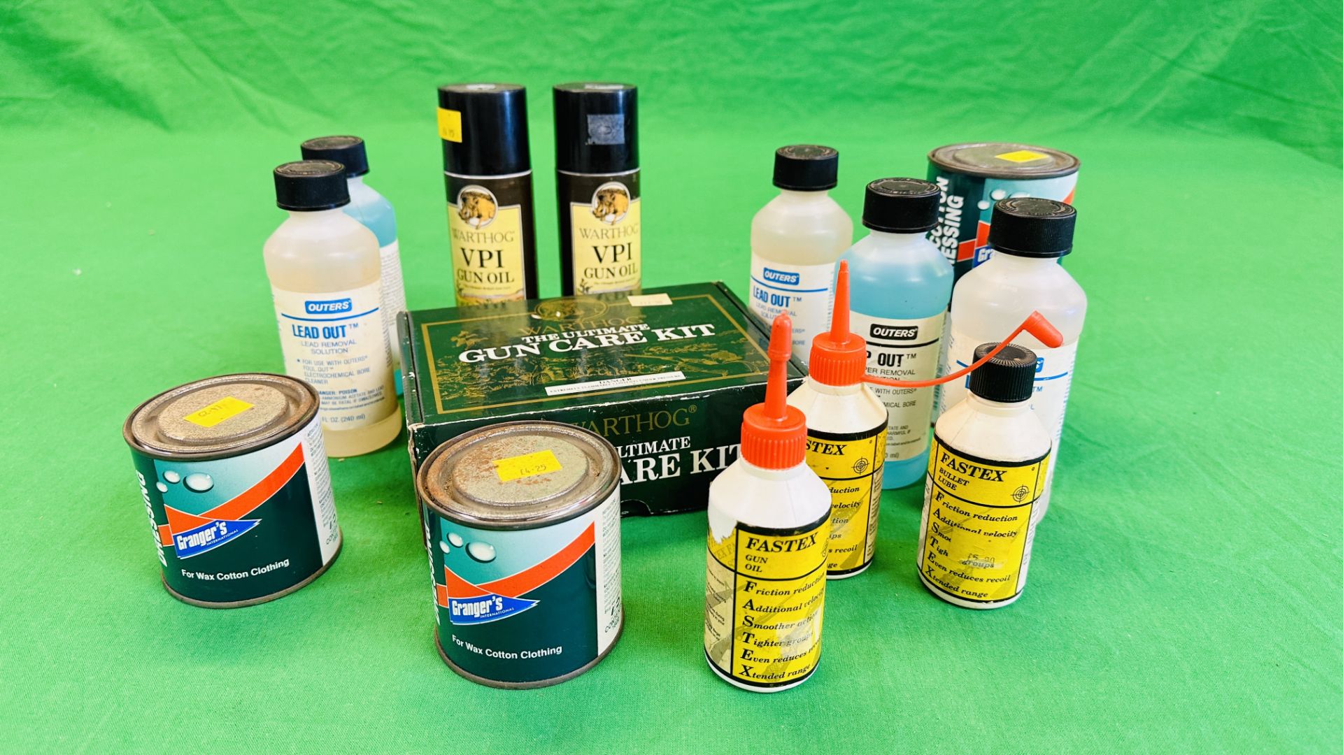 14 VARIOUS GUN CLEANING PRODUCTS TO INCLUDE 2 X WARTHOG UPI OIL, LEAD OUT LEAD REMOVAL SOLUTION,