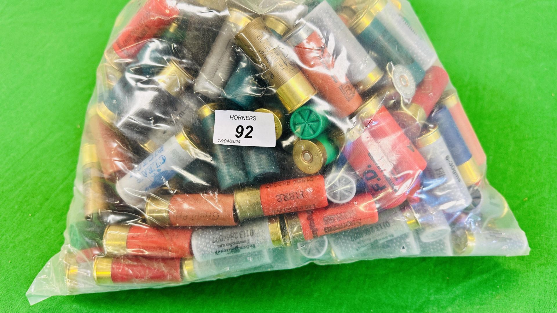 250 X MIXED 12 GAUGE CARTRIDGES - (TO BE COLLECTED IN PERSON BY LICENCE HOLDER ONLY - NO POSTAGE - - Bild 2 aus 5