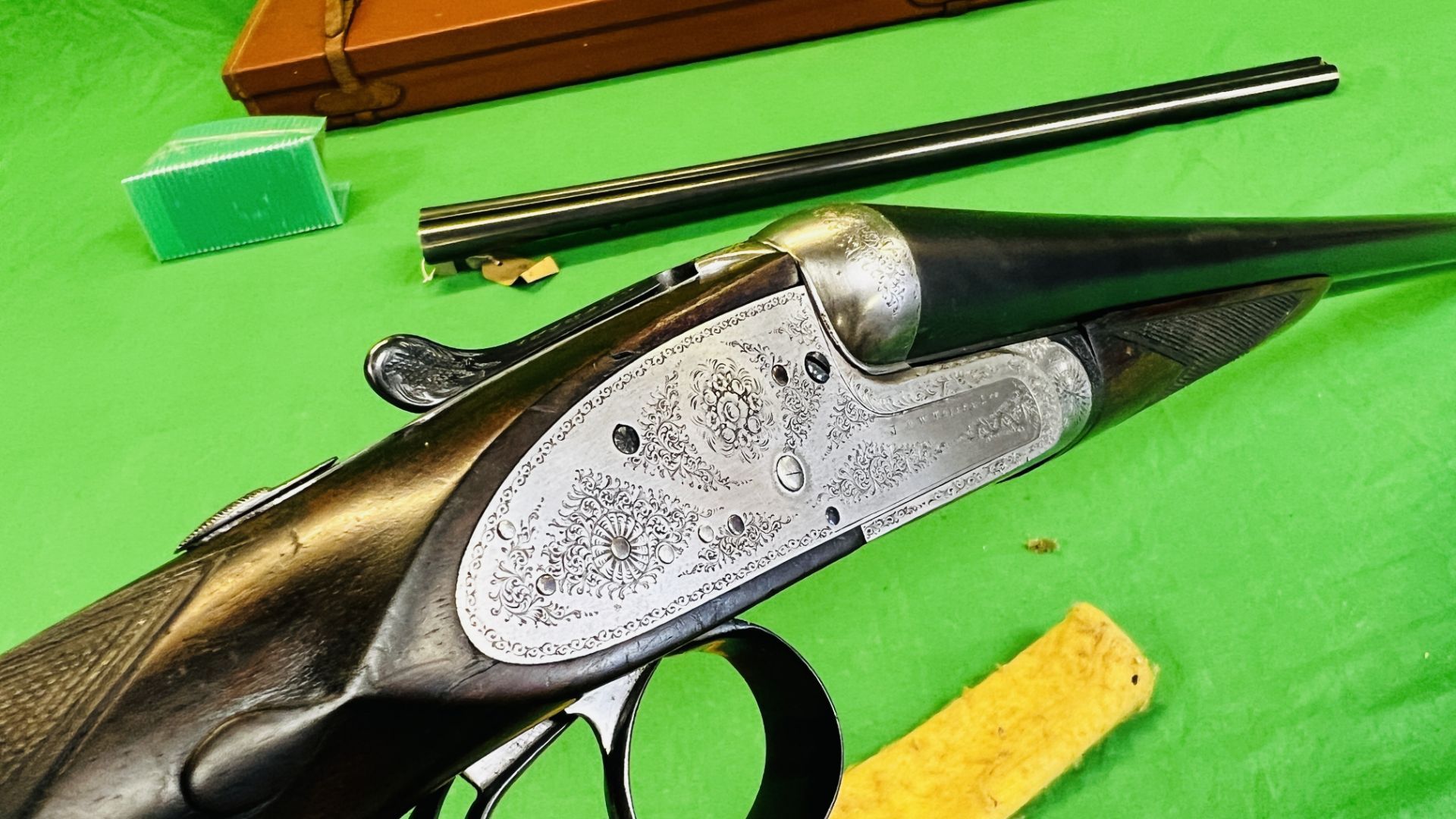 12 BORE TOLLEY SIDE BY SIDE SHOTGUN #8670, 28" BARRELS (2 3/4" CHAMBER), EJECTOR, - Image 17 of 37