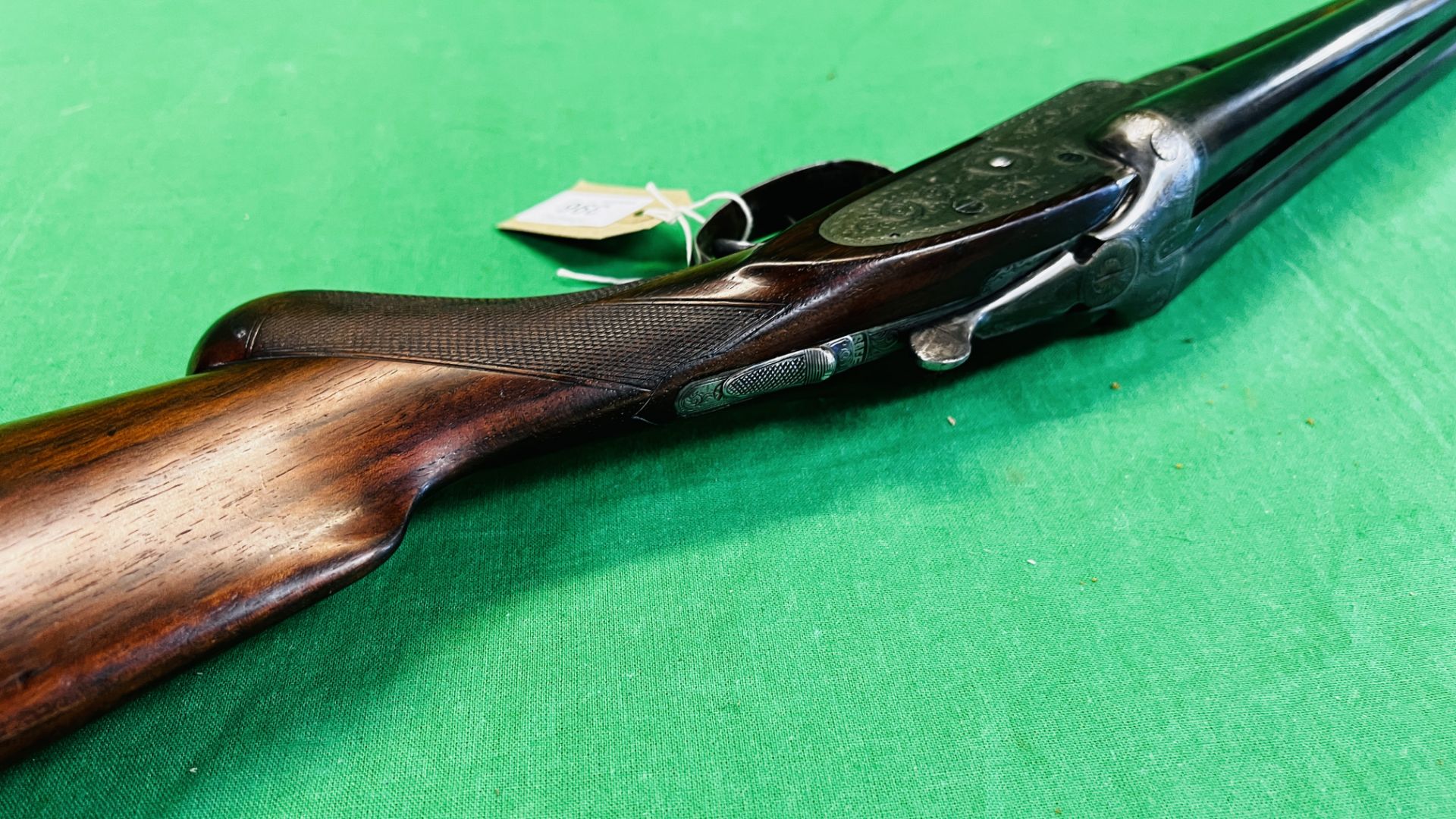 MIDLAND 12 BORE SIDE BY SIDE SHOTGUN, #105959, SIDE LOCK 25" BARRELS, FULL CHOKE 14", - Image 15 of 28