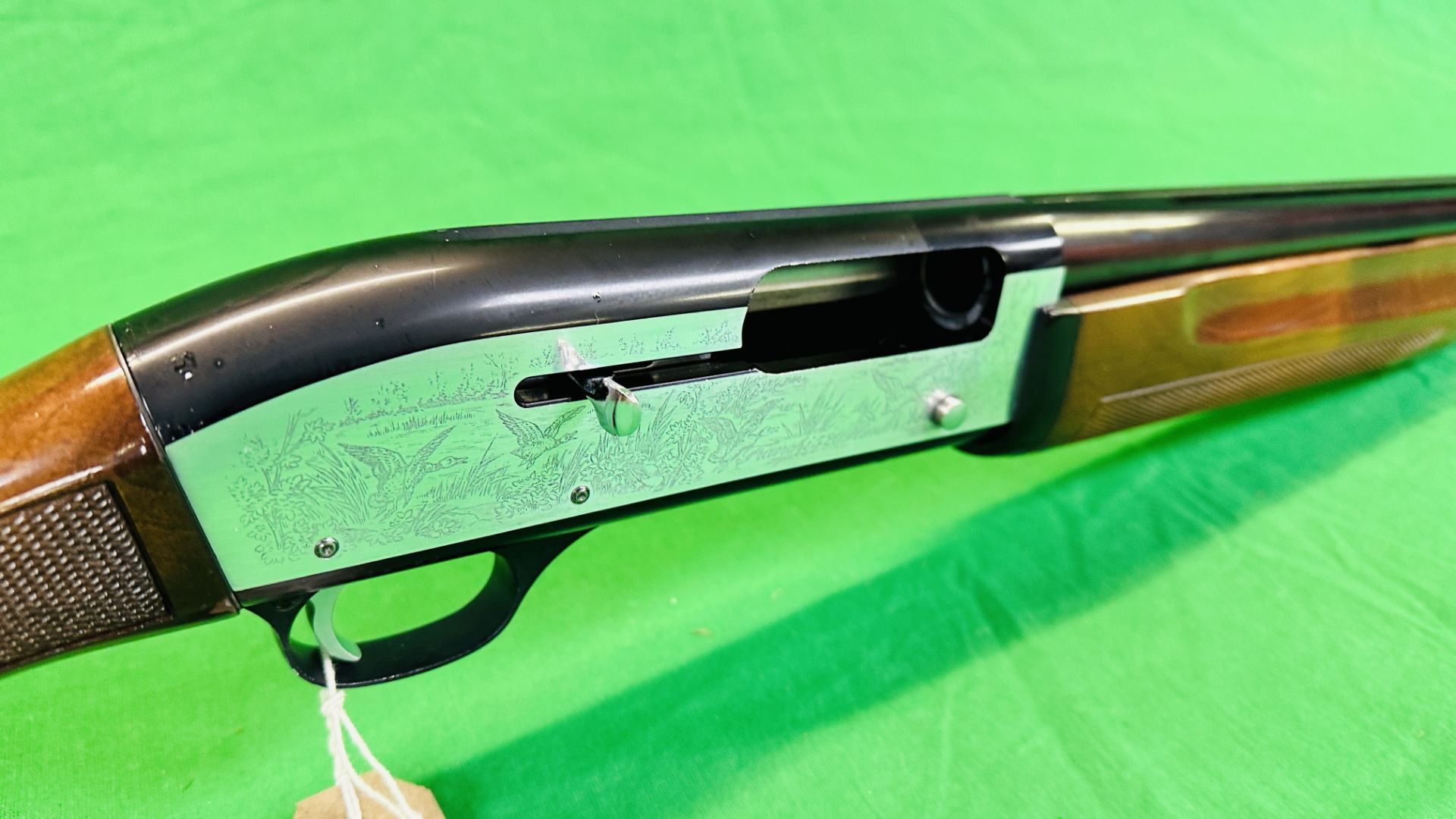 FRANCHI 12 BORE SEMI AUTO SHOTGUN # R59793 MODEL 520 26" BARRELS - (REF: 1375) - (ALL GUNS TO BE - Image 6 of 14