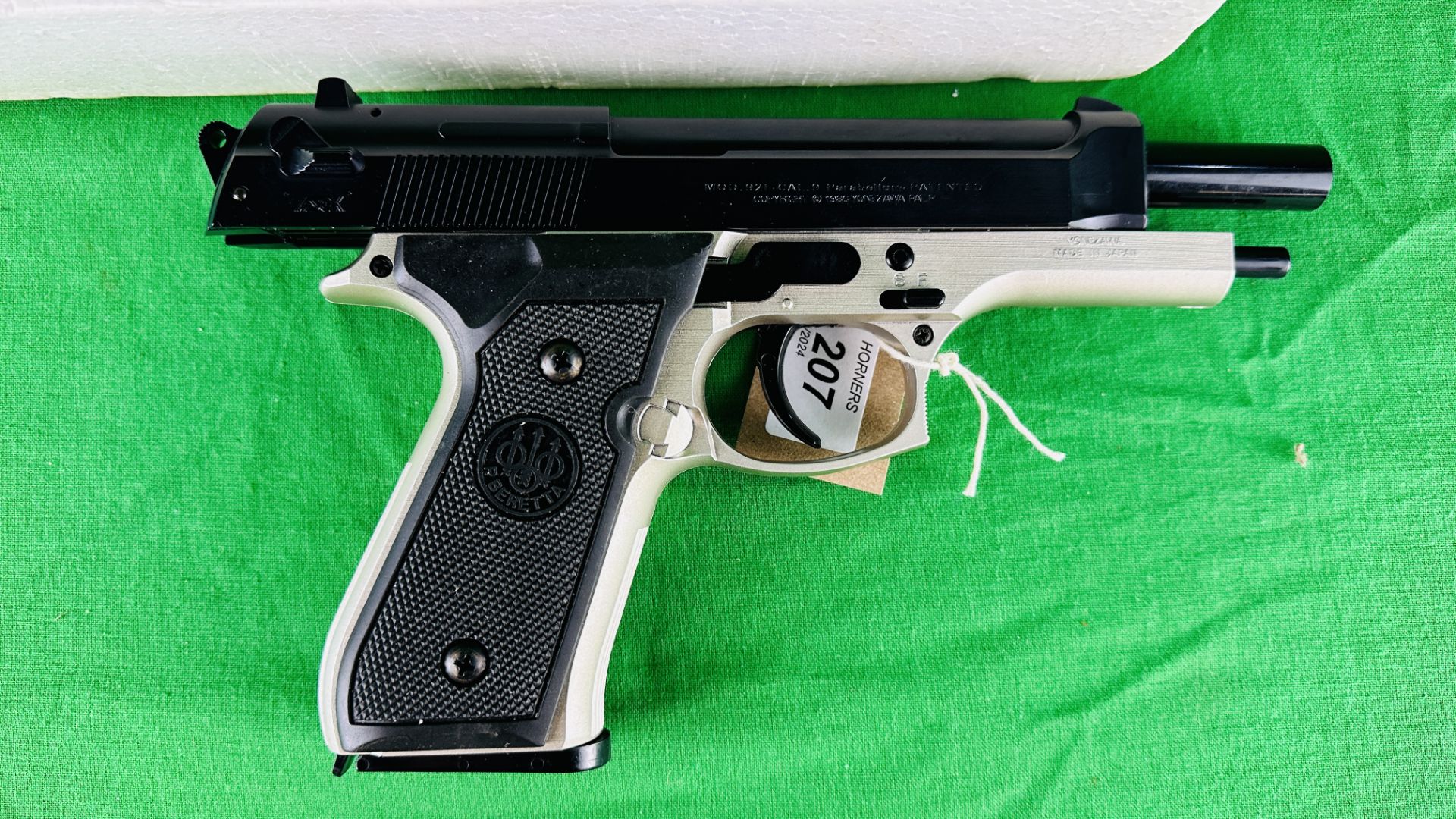 M92F BERETTA 40MM CASTON BB GUN IN ORIGINAL BOX - NO POSTAGE OR PACKING AVAILABLE. - Image 7 of 7