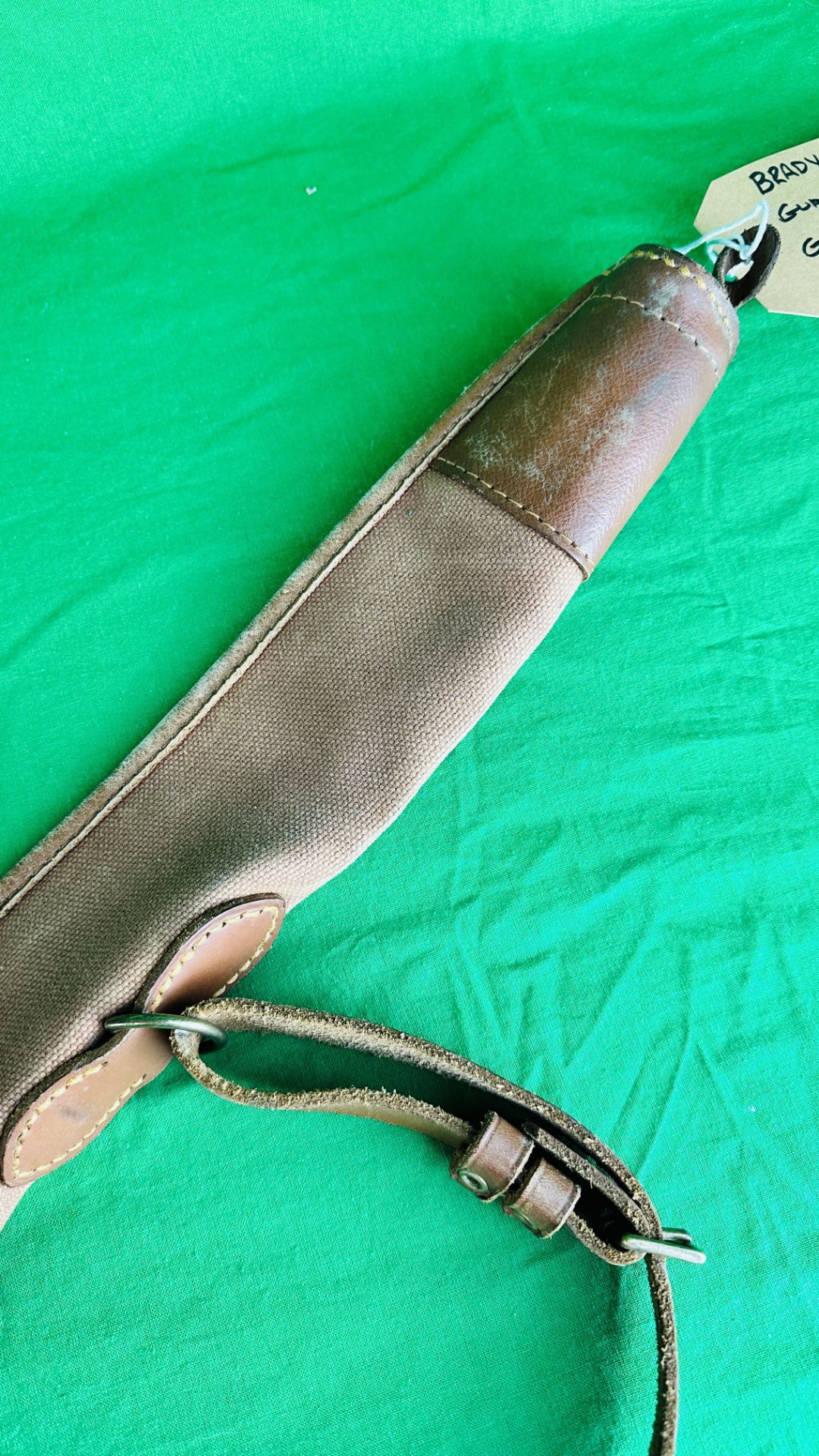 A BRADY CANVAS & LEATHER GUN SLIP AND A BRADY LEATHER CARTRIDGE BAG - Image 7 of 9