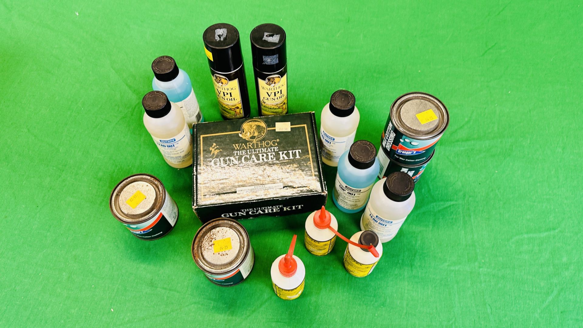 14 VARIOUS GUN CLEANING PRODUCTS TO INCLUDE 2 X WARTHOG UPI OIL, LEAD OUT LEAD REMOVAL SOLUTION, - Image 8 of 8