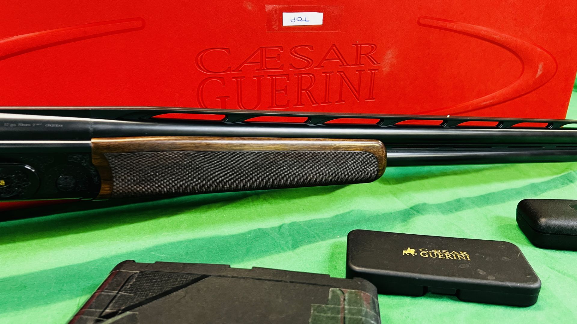 CAESAR GUERINI "SUMMIT" 12 GAUGE OVER AND UNDER SHOTGUN, 32 INCH BARRELS, - Image 7 of 43