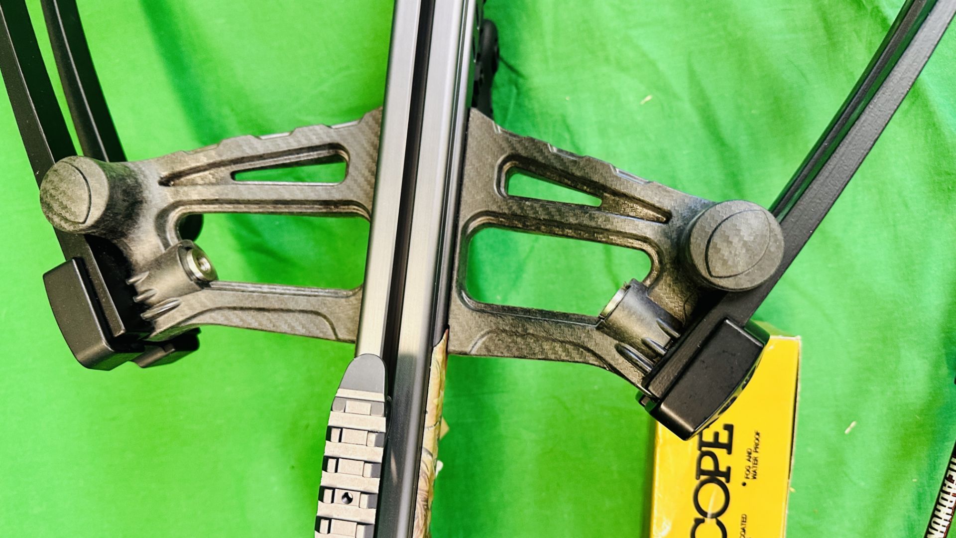 BARNETT "VENGANCE" COMPOUND CROSSBOW COMPLETE WITH THREE CARBON FIBRE CROSSBOW BOLTS, QUIVER, - Image 13 of 35