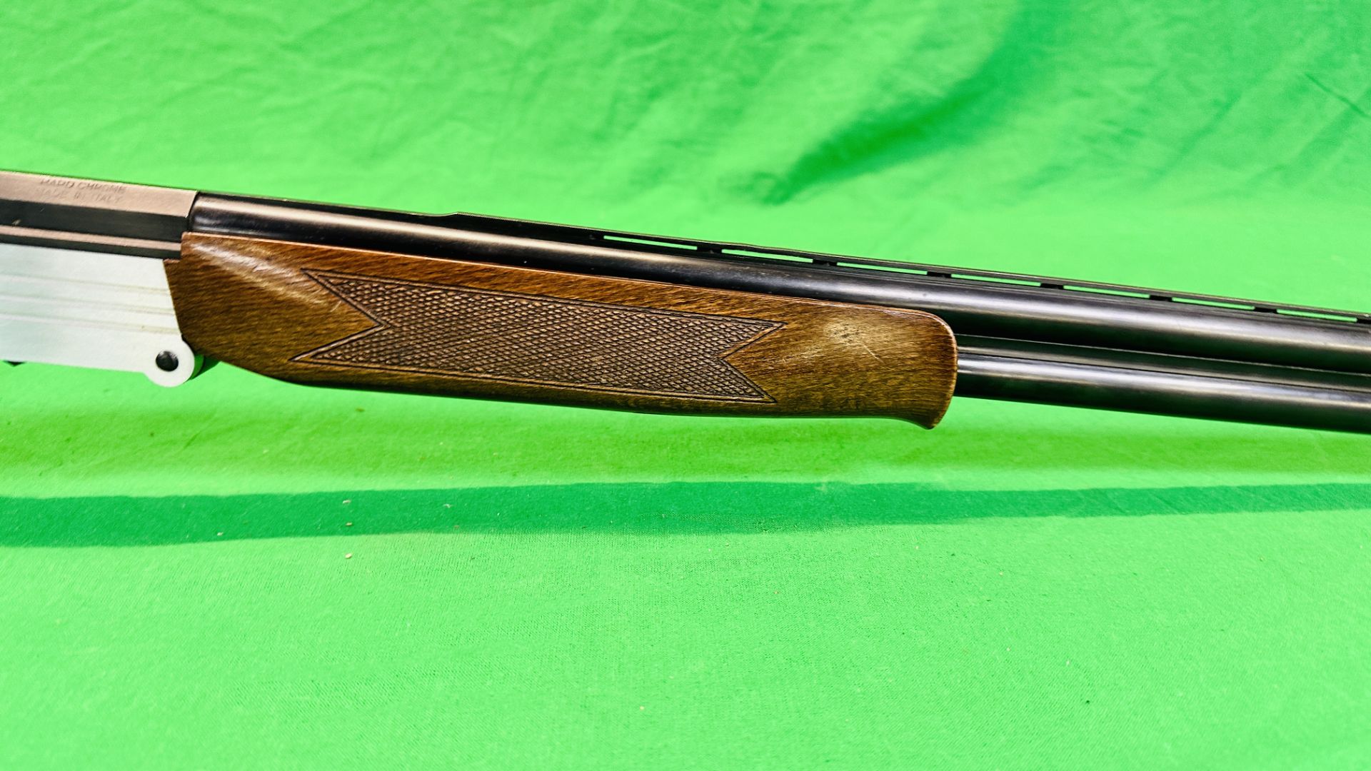 INVESTARM 20 BORE OVER AND UNDER SHOTGUN, #390865, 28" BARRELS, - Image 4 of 13