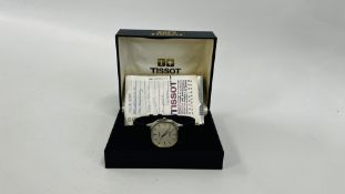 A TISSOT 3542 GENT'S WRISTWATCH WITH BOX AND PAPERWORK.