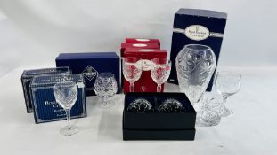 A COLLECTION OF BOXED CRYSTAL TO INCLUDE EXAMPLES BY ROYAL ALBERT STUART AND EDINBURGH CRYSTAL