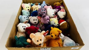 A COLLECTION OF 25 ASSORTED TV BEANIE TEDDY BEARS TO INCLUDE MRS, USA, UNITY, SPANGLE BABY BOY ETC.