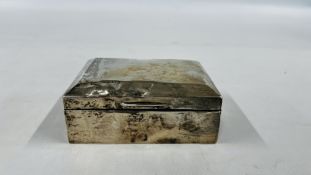 A SILVER CIGARETTE BOX HAVING WOOD LINING, W 11.5CM X D 9CM X H 4.8CM.