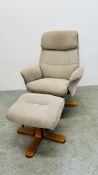 A GOOD QUALITY FAWN UPHOLSTERED RECLINING EASY CHAIR - SOLD AS SEEN.