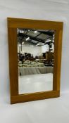 SOLID LIGHT OAK FRAMED RECTANGULAR WALL MIRROR WITH BEVELLED PLATE 90 X 60CM.