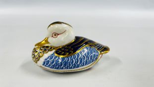 A ROYAL CROWN DERBY "DUCK" PAPERWEIGHT, GOLD STOPPER.