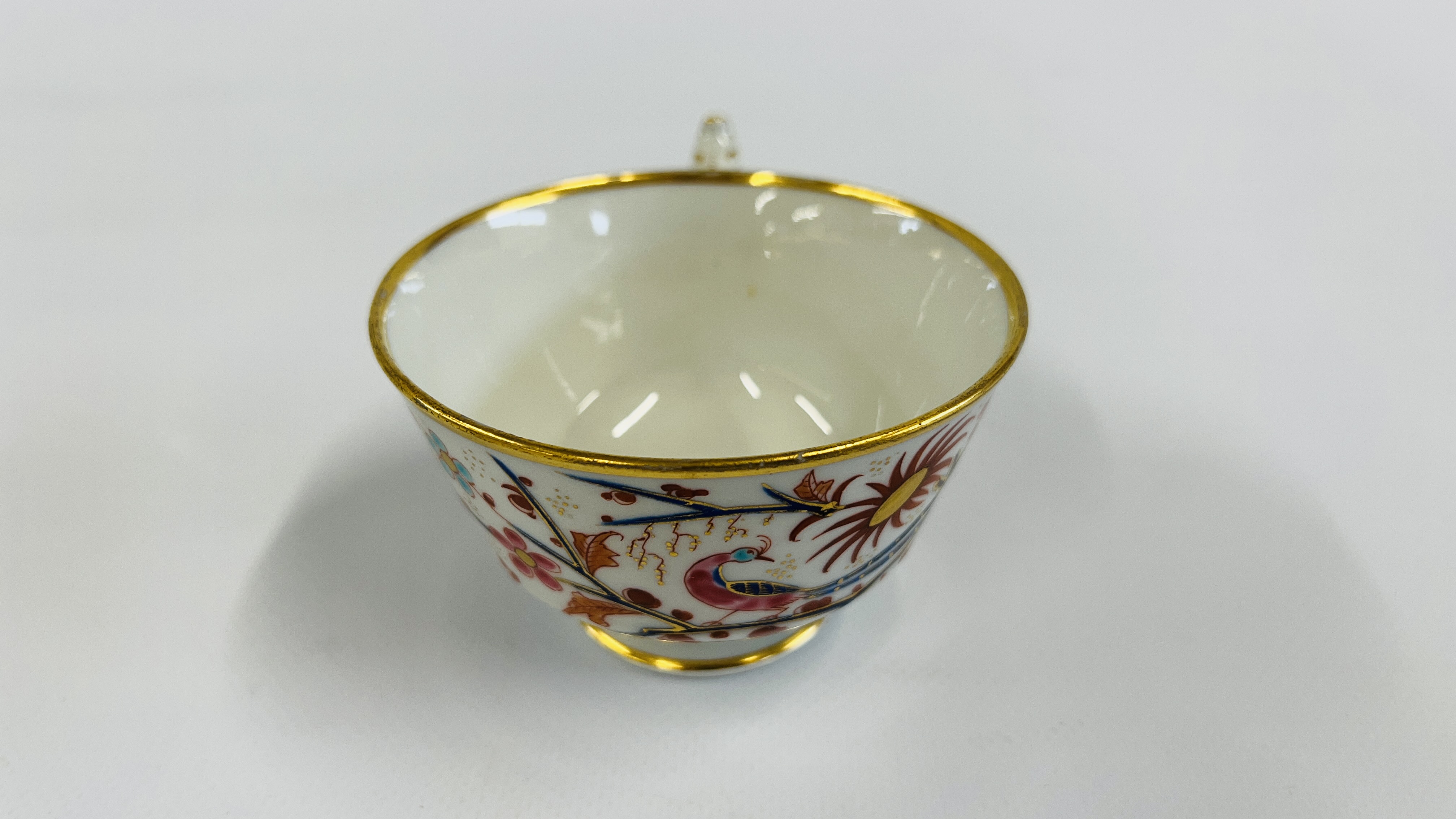 A FLIGHT BARR AND BARR WORCESTER PORCELAIN TEA CUP, - Image 37 of 38