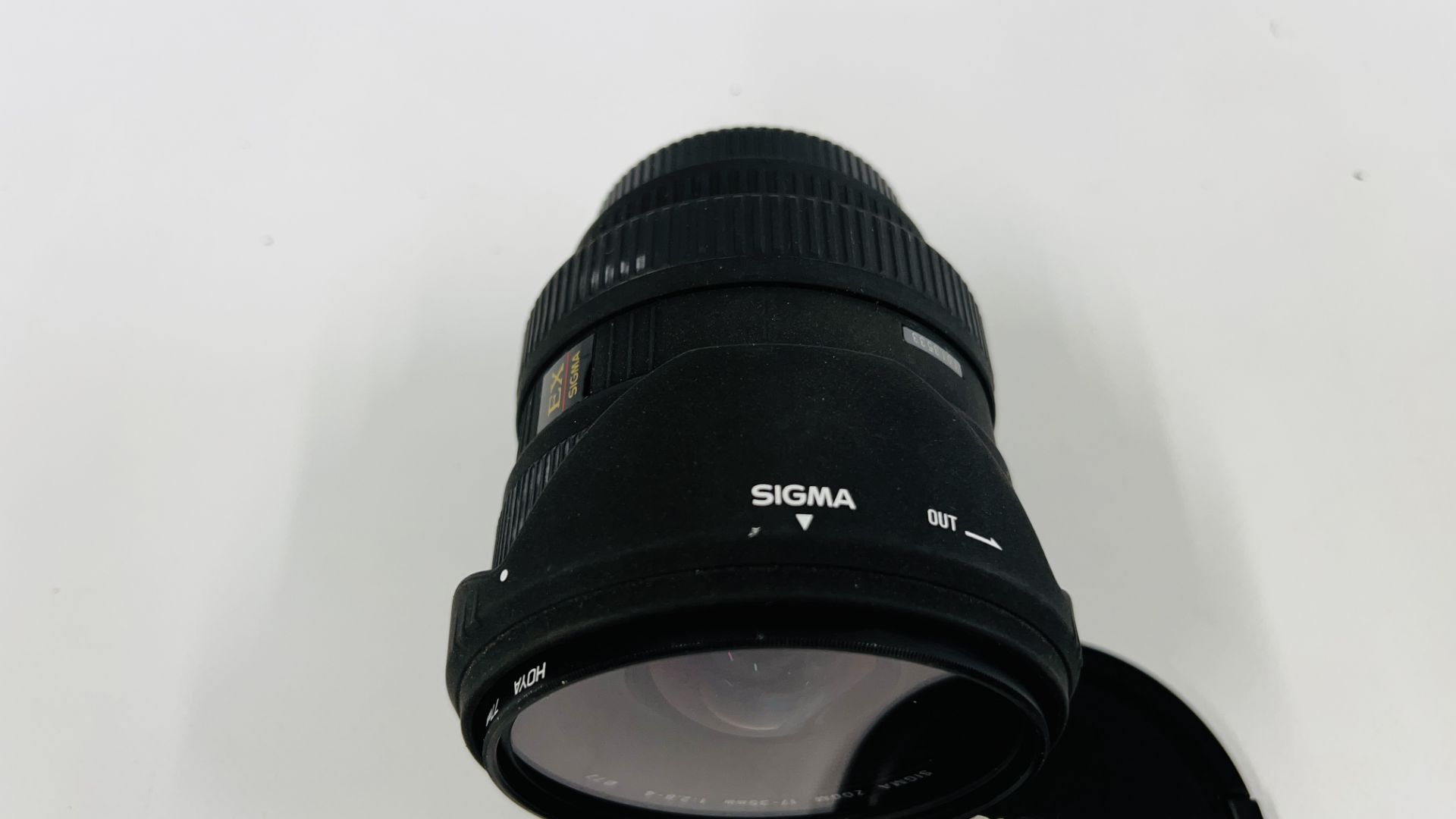 A SIGMA HOYA 77MM SKLIGHT 17-35MM DG HSM CAMERA LENS. - Image 4 of 6