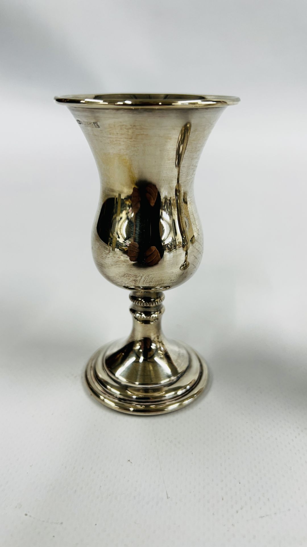 A PAIR OF SILVER FOOTED GOBLETS, BIRMINGHAM ASSAY 1972 B & CO. H 10.5CM. - Image 5 of 8