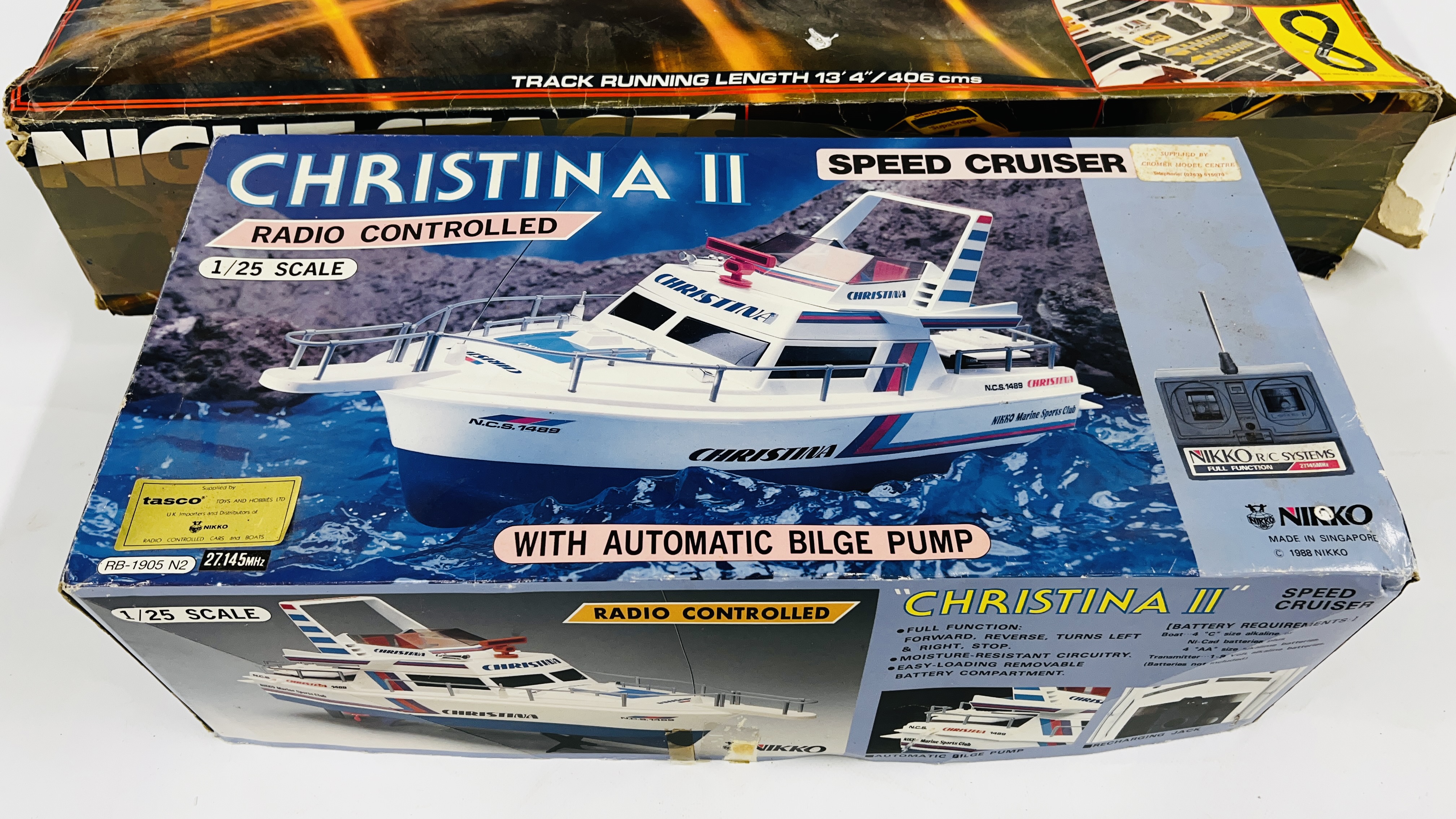 SCALEXTRIC "NIGHT STAGES" RACING GAME A/F ALONG WITH CHRISTINA II RADIO CONTROL BOAT BOTH SOLD AS - Image 2 of 5