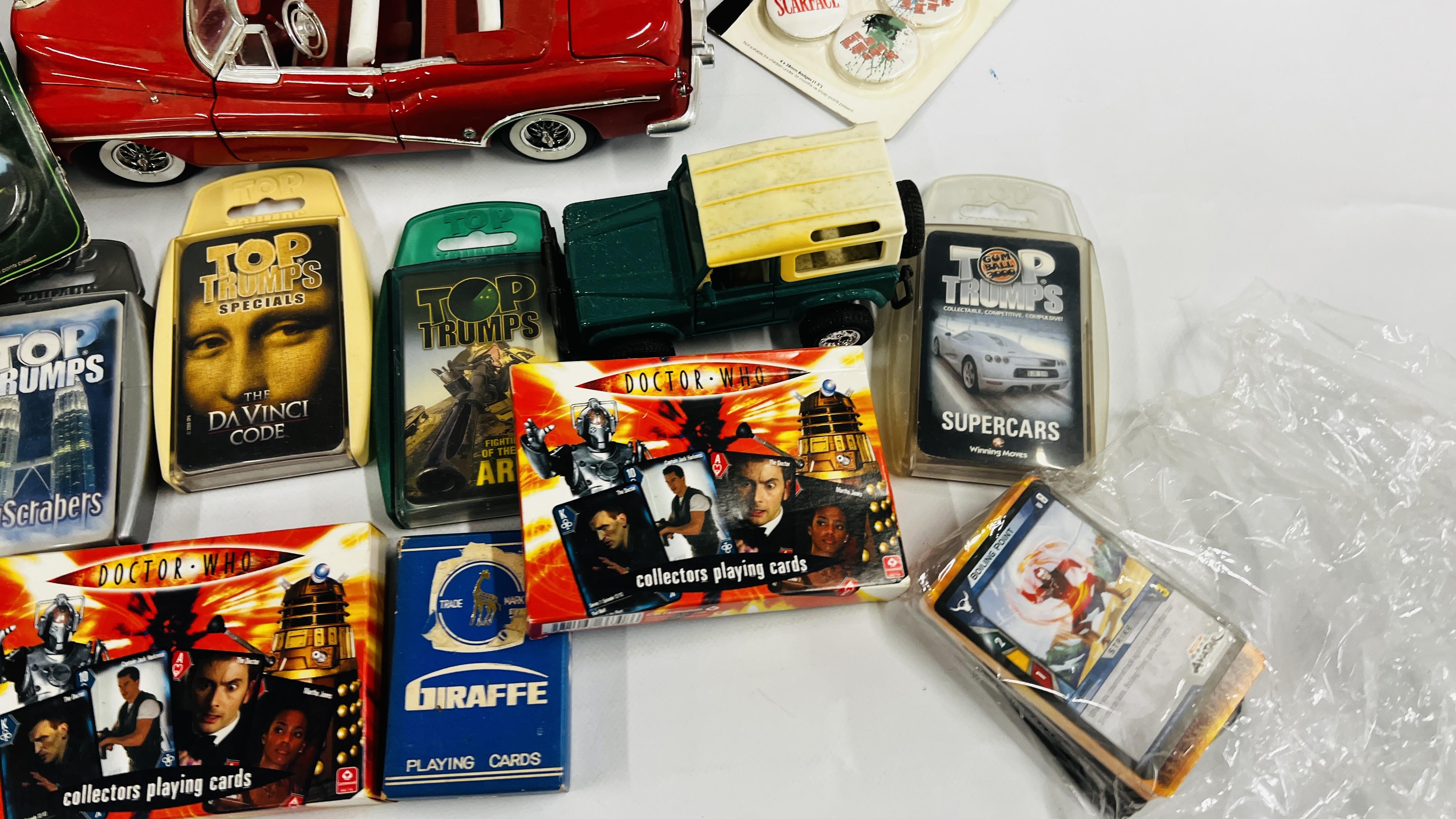 COLLECTION OF VINTAGE MODEL VEHICLES INCLUDING DIE CAST + SMALL QUANTITY MODEL FIGURES + QUANTITY - Image 7 of 13
