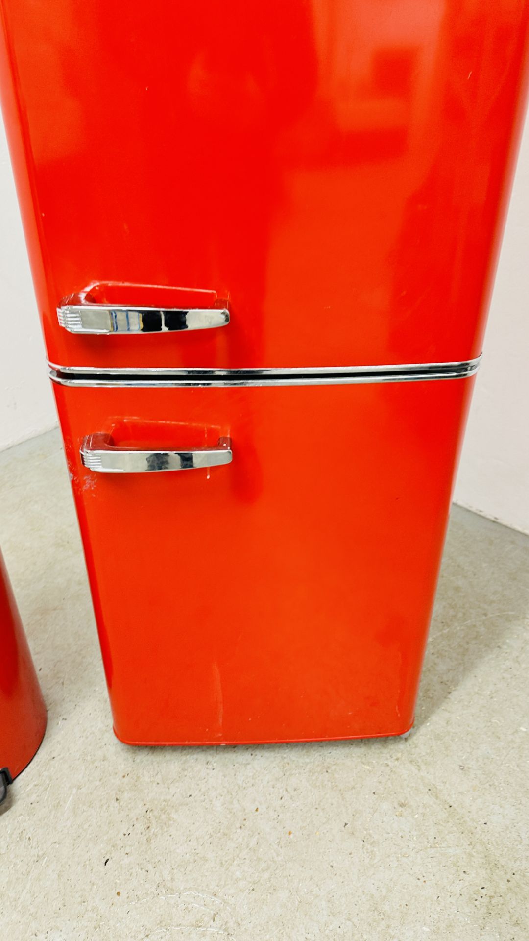 RETRO STYLE AMICA RED FINISH FRIDGE FREEZER + RED PEDAL BIN - SOLD AS SEEN. - Image 5 of 10