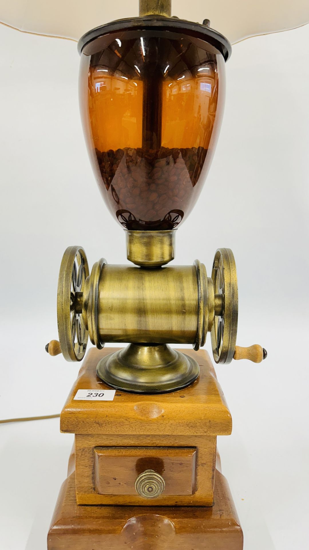 A VINTAGE NOVELTY CONVERTED TABLE LAMP IN THE FORM OF A COFFEE GRINDER WITH SHADE - SOLD AS SEEN. - Image 2 of 5