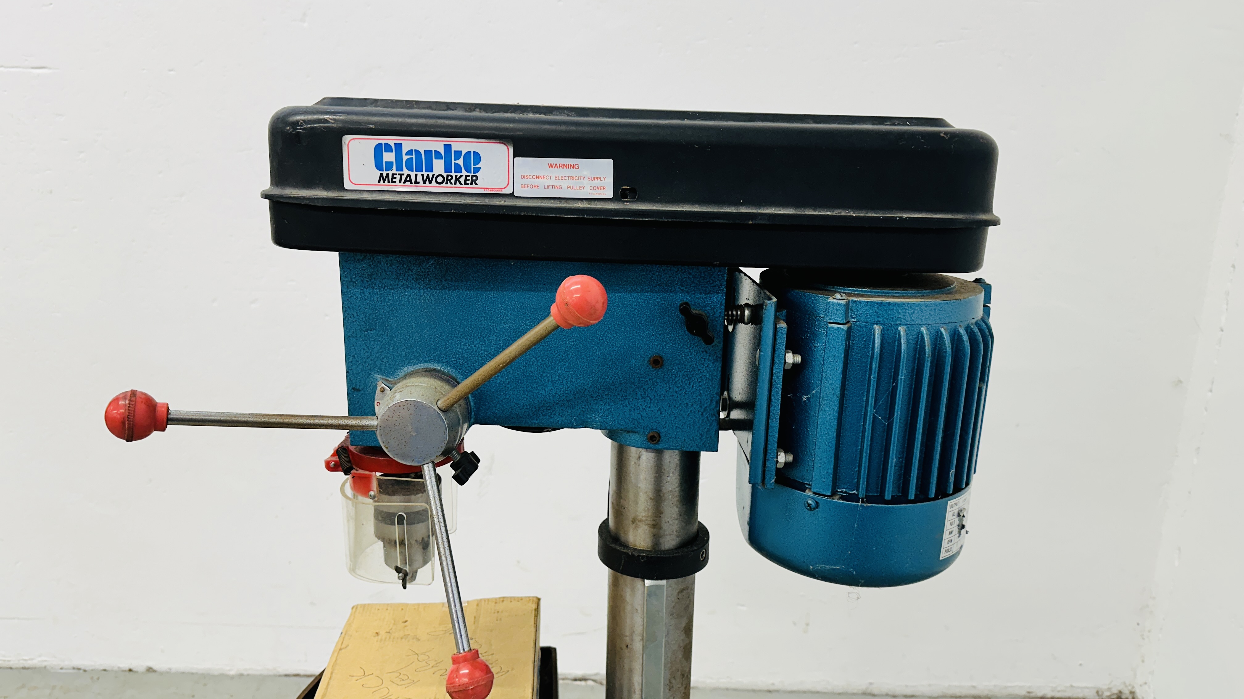 CLARKE METAL WORKER PILLAR DRILL - SOLD AS SEEN. - Image 3 of 7