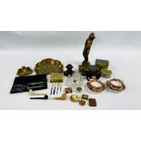 A BOX OF ASSORTED COLLECTABLES TO INCLUDE DRESSING TABLE DECANTERS AND A SILVER LIDDED POT,