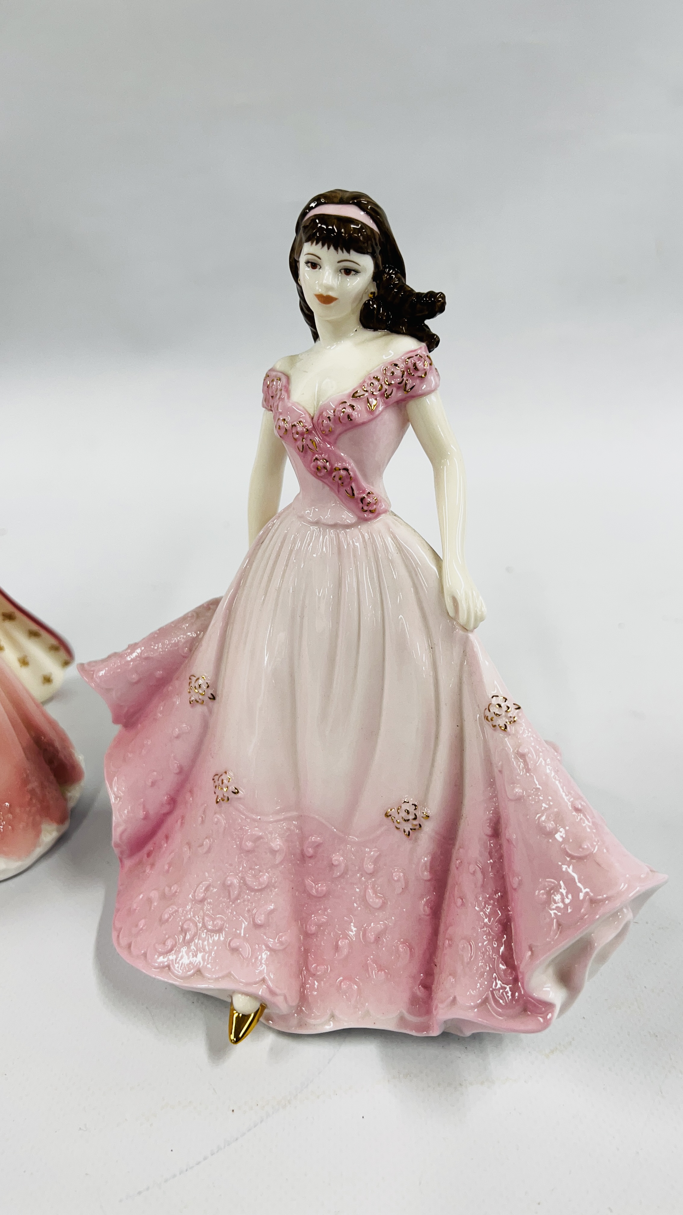 3 COALPORT CABINET COLLECTORS FIGURES TO INCLUDE CLASSIC ELEGANCE "OLIVIA" LIMITED EDITION 1316/7, - Image 2 of 12