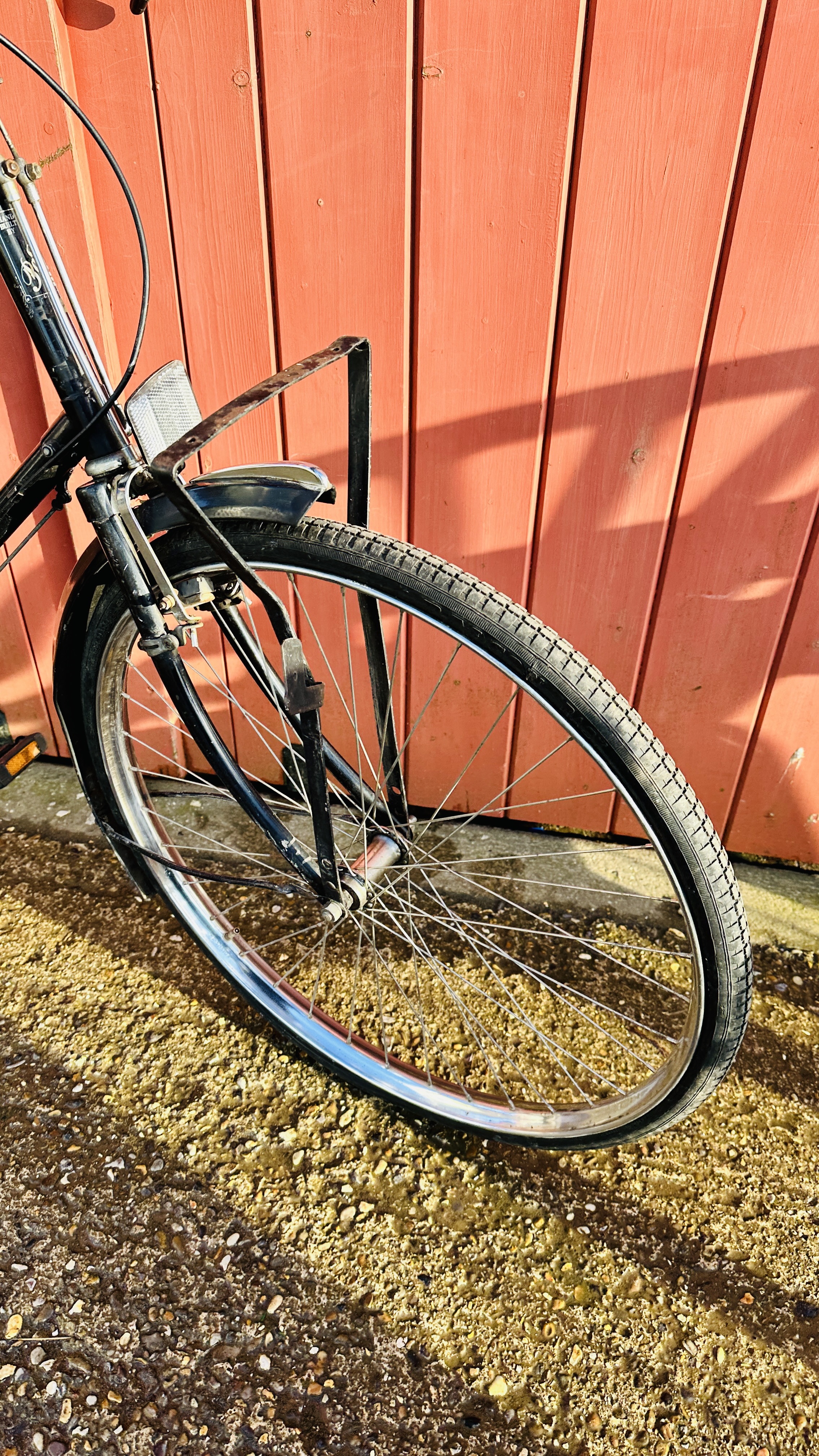 A VINTAGE PASHLEY STEP THROUGH 3 SPEED BICYCLE. - Image 3 of 9