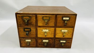 A VINTAGE 1940'S OAK MULTI DRAWER FILING CABINET. W 49CM X D 40CM X H 34CM.