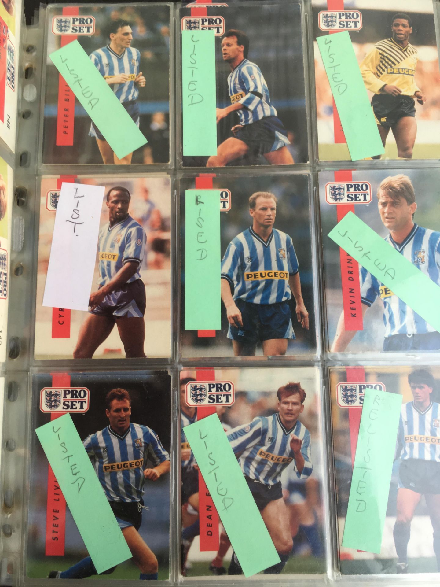 TRADING CARDS: TUB WITH VARIOUS IN ABOUT TEN FOLDERS, FOOTBALL WITH TOPPS MATCH ATTAX, PRO-SET, - Image 9 of 21