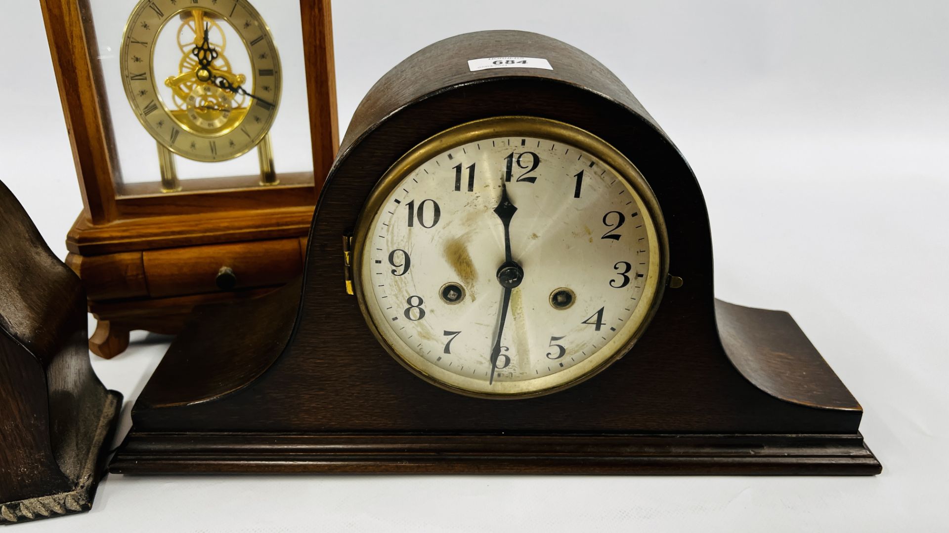 COLLECTION OF 5 MANTEL CLOCKS INCLUDING OAK CASED. - Image 6 of 6