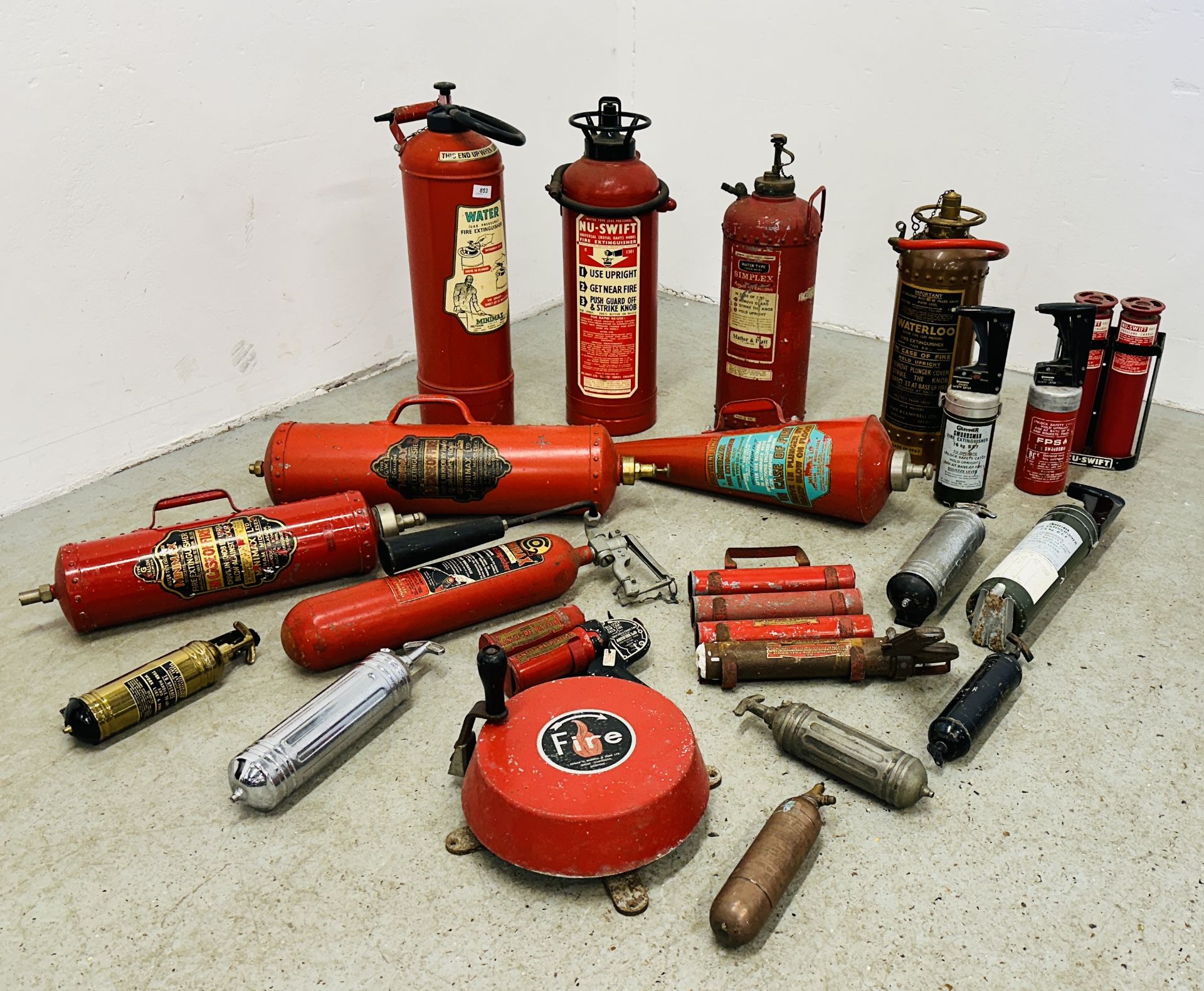 COLLECTION OF ASSORTED VINTAGE FIRE EXTINGUISHERS TO INCLUDE GOVERNMENT ISSUED ALONG WITH A VINTAGE