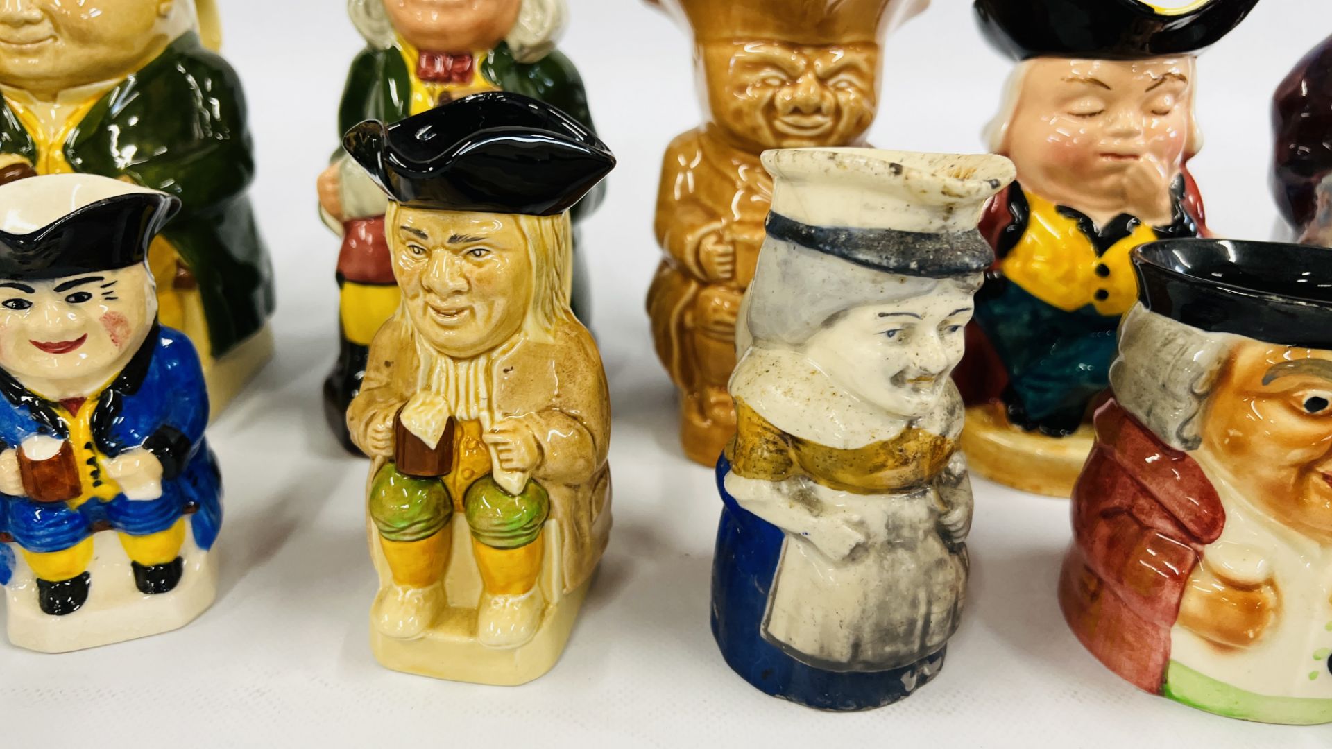 A COLLECTION OF 14 VARIOUS CHARACTER JUGS TO INCLUDE EXAMPLES MARKED WOODS & SONS, - Bild 5 aus 13