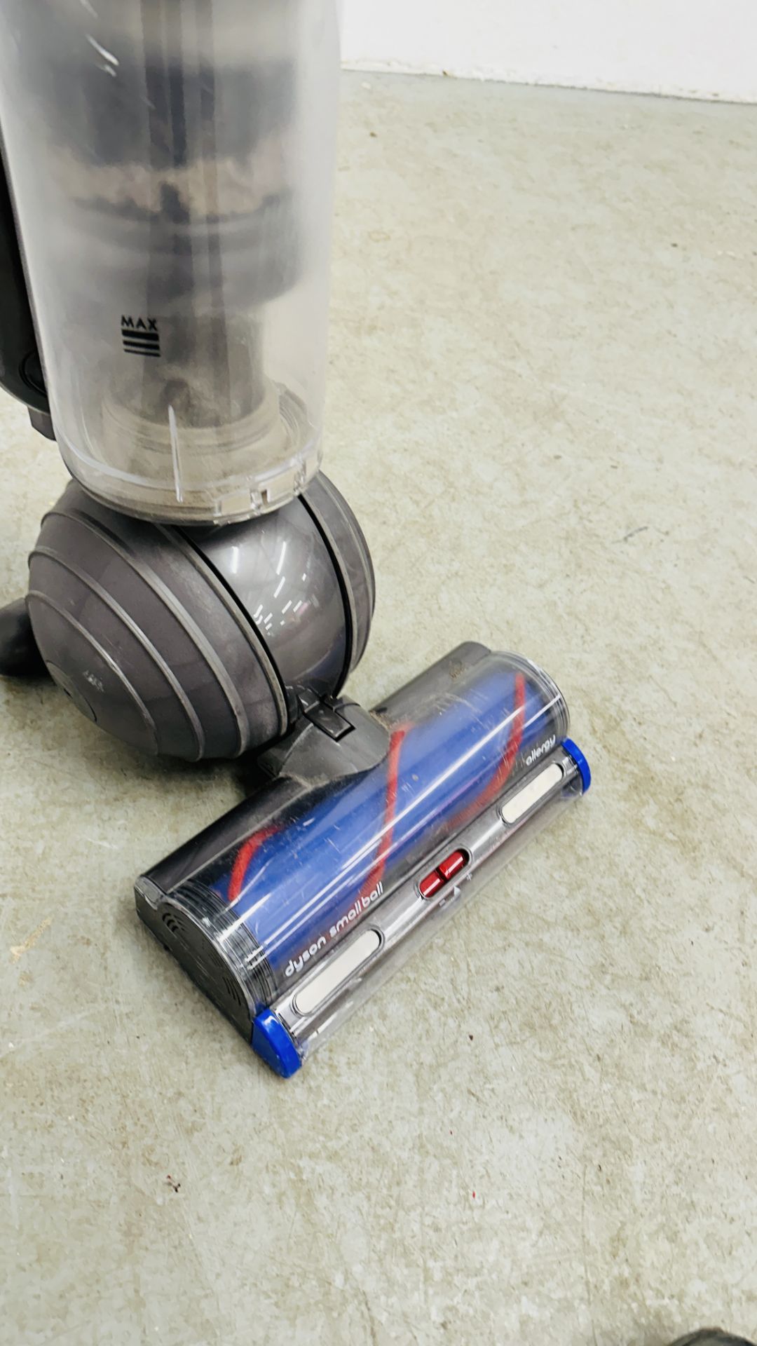 DYSON UP22 SMALL BALL UPRIGHT VACUUM CLEANER - SOLD AS SEEN. - Image 6 of 6