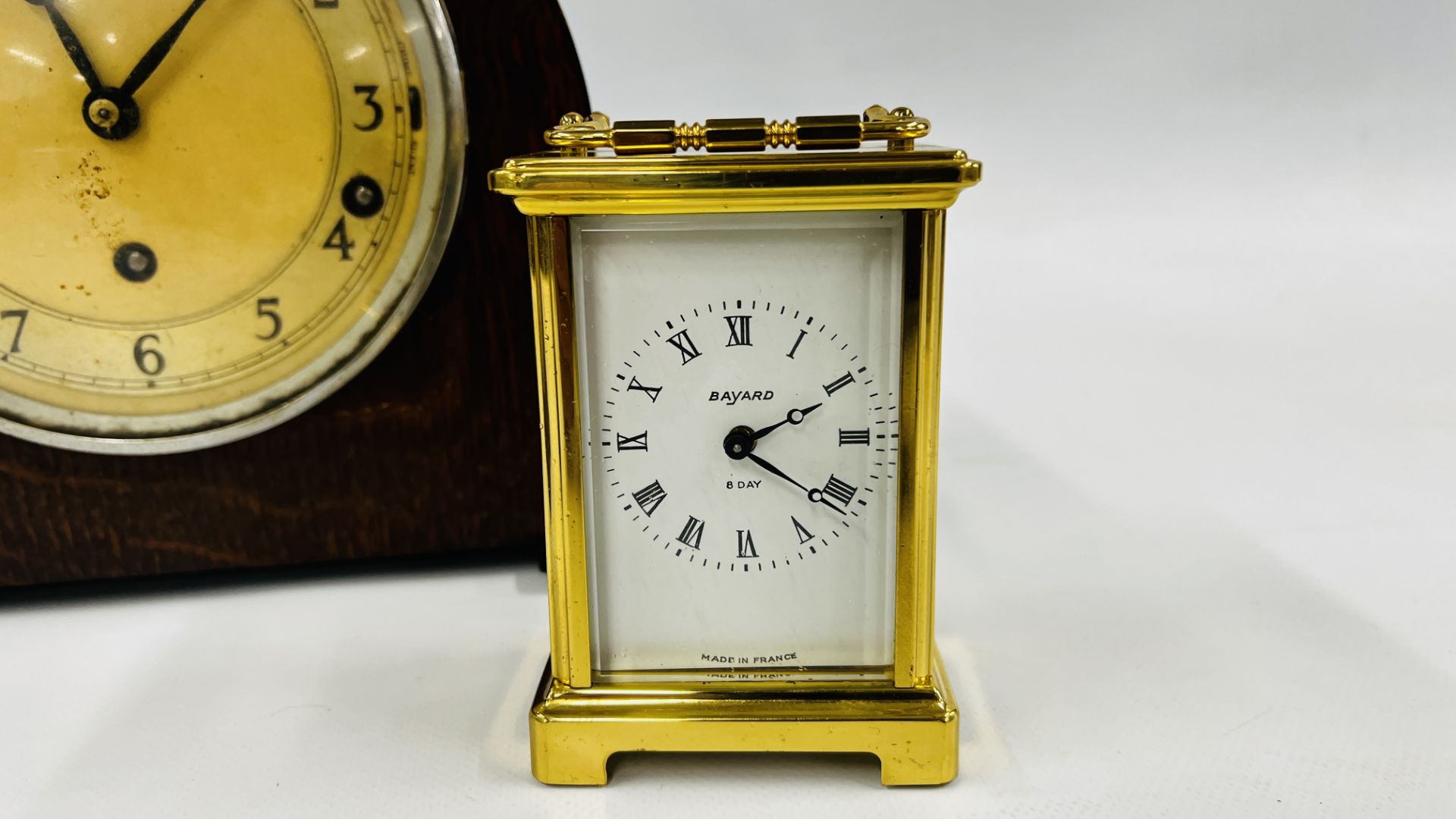 A GARROD 8 DAY MANTEL CLOCK ALONG WITH AN 8 DAY CARRIAGE CLOCK. - Image 2 of 7