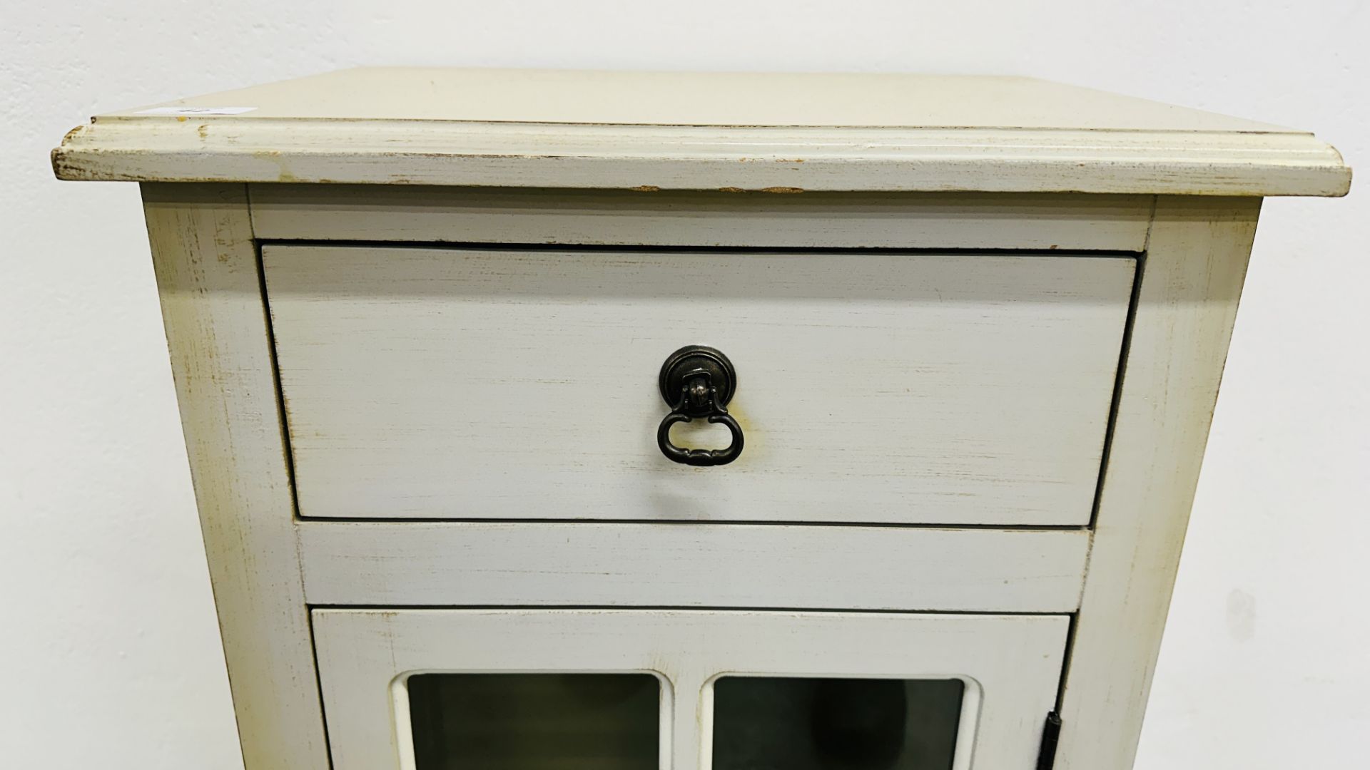 VINTAGE TYPE SINGLE DOOR CABINET WITH DRAWER ABOVE - W 46CM X D 33CM X H 78CM. - Image 4 of 7