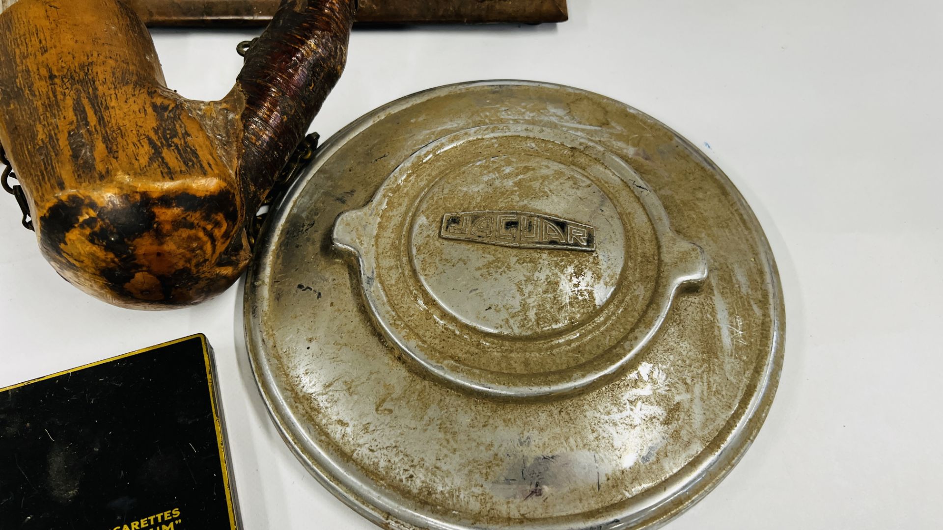 TWO PLASTER CHERUB BRACKET SHELVES, LAYING CHERUB, SILVER PLATED BASKET, SILVER PLATED STAND, - Bild 12 aus 18