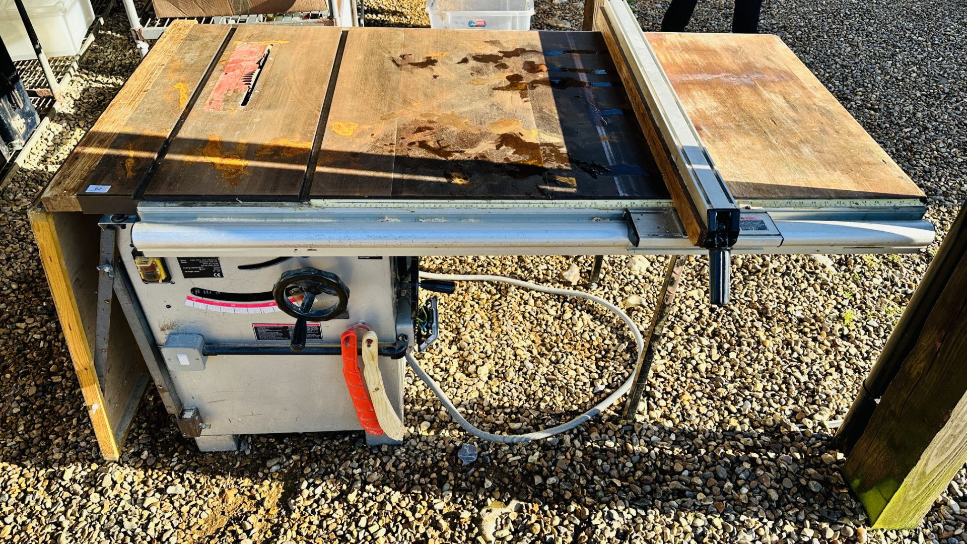 SIP 10 INCH HEAVY DUTY TABLE SAW - SOLD AS SEEN - TRADE SALE ONLY.