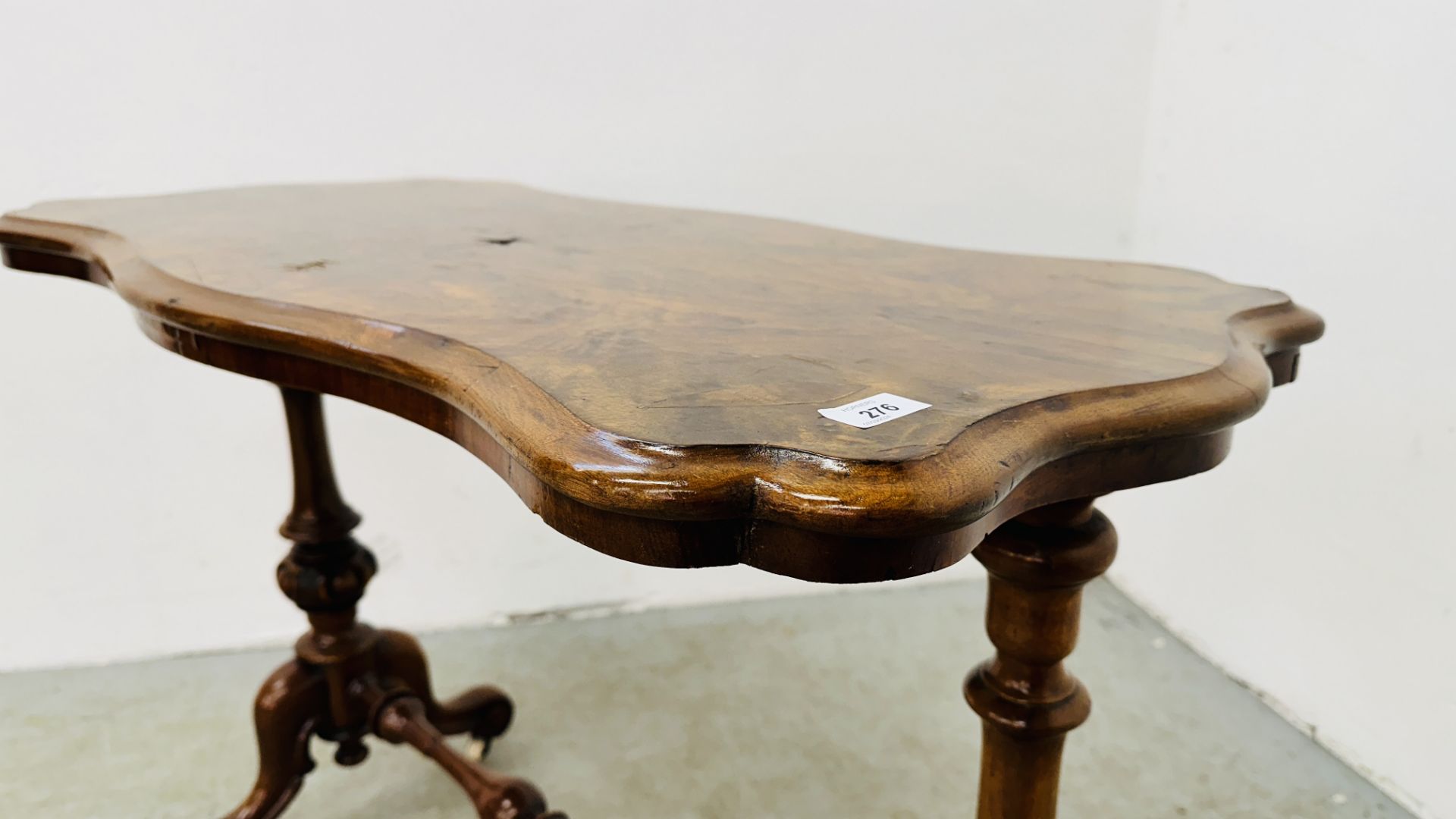 A VICTORIAN OCCASIONAL TABLE ON CASTERS W 96CM X D 50CM. - Image 9 of 12