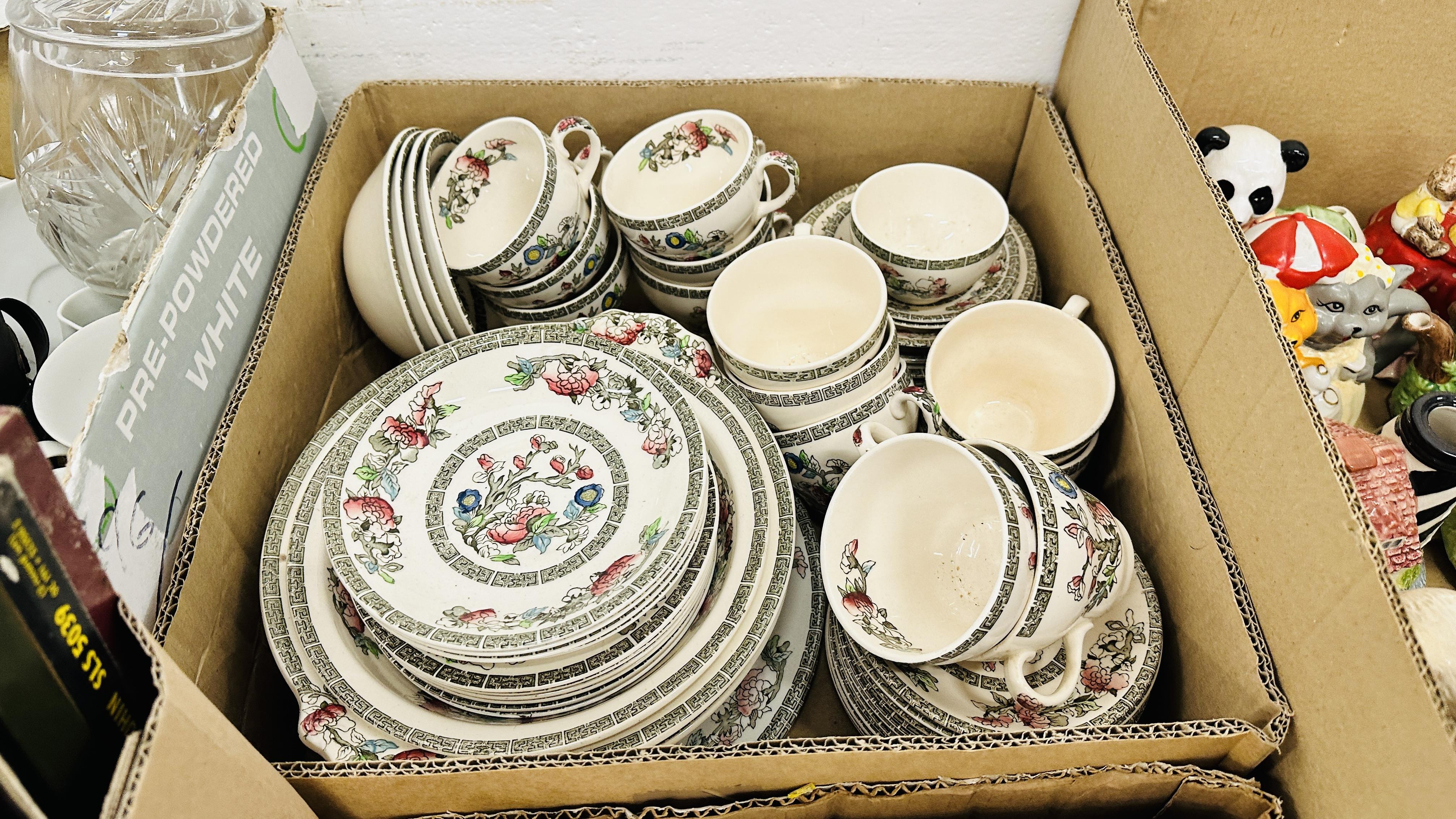 3 X BOXES OF SUNDRY CHINA TO INCLUDE NOVELTY TEAPOTS, 2 X DENBY COFFEE POTS, - Image 3 of 7