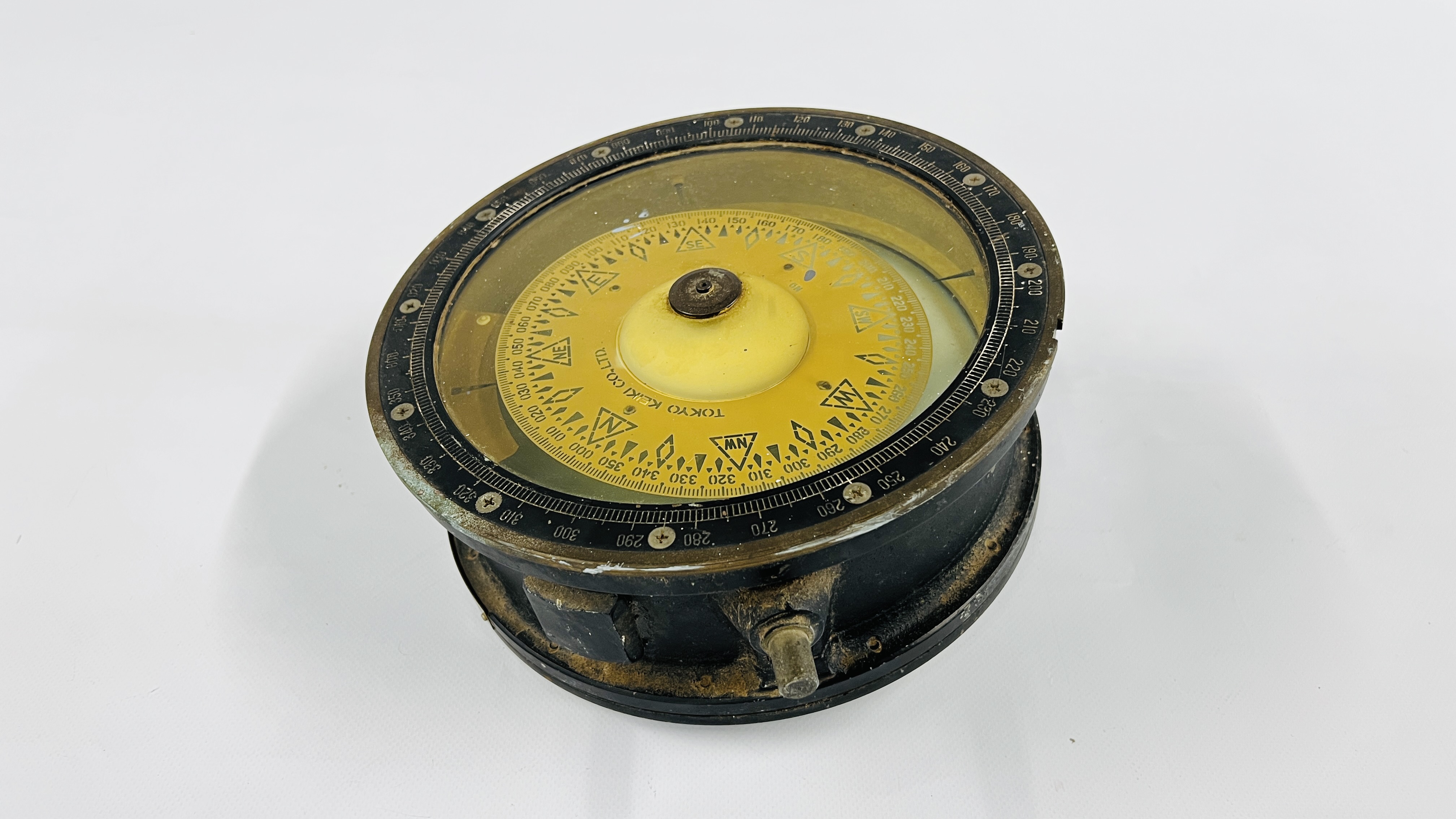 VINTAGE LARGE NAUTICAL MARINE COMPASS BY THE TOKYO KEIKO COMPANY DIAMETER 25CM.