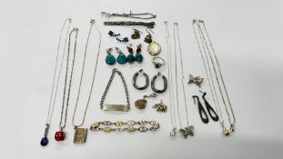 A TRAY OF SILVER, WHITE METAL PENDANTS, LOCKETS, BRACELETS AND EARRINGS.